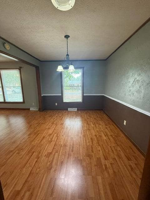 811 Richards Drive, Mountain Grove, MO 65711 MG298-Dining