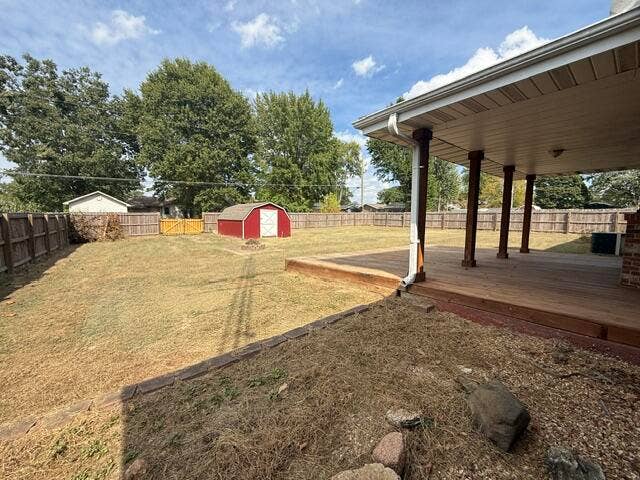811 Richards Drive, Mountain Grove, MO 65711 MG298-BackyardMain