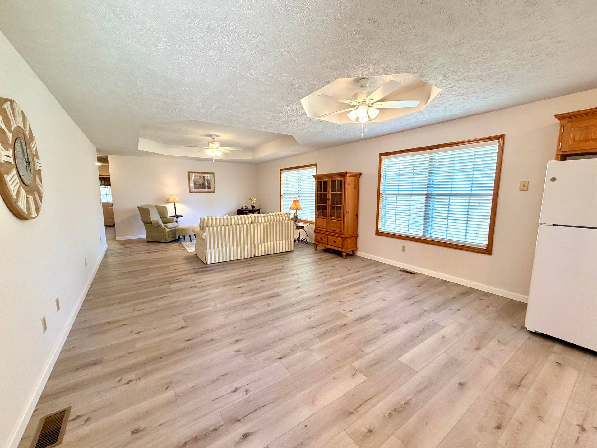 339 W Olive Street, Republic, MO 65738 From front door