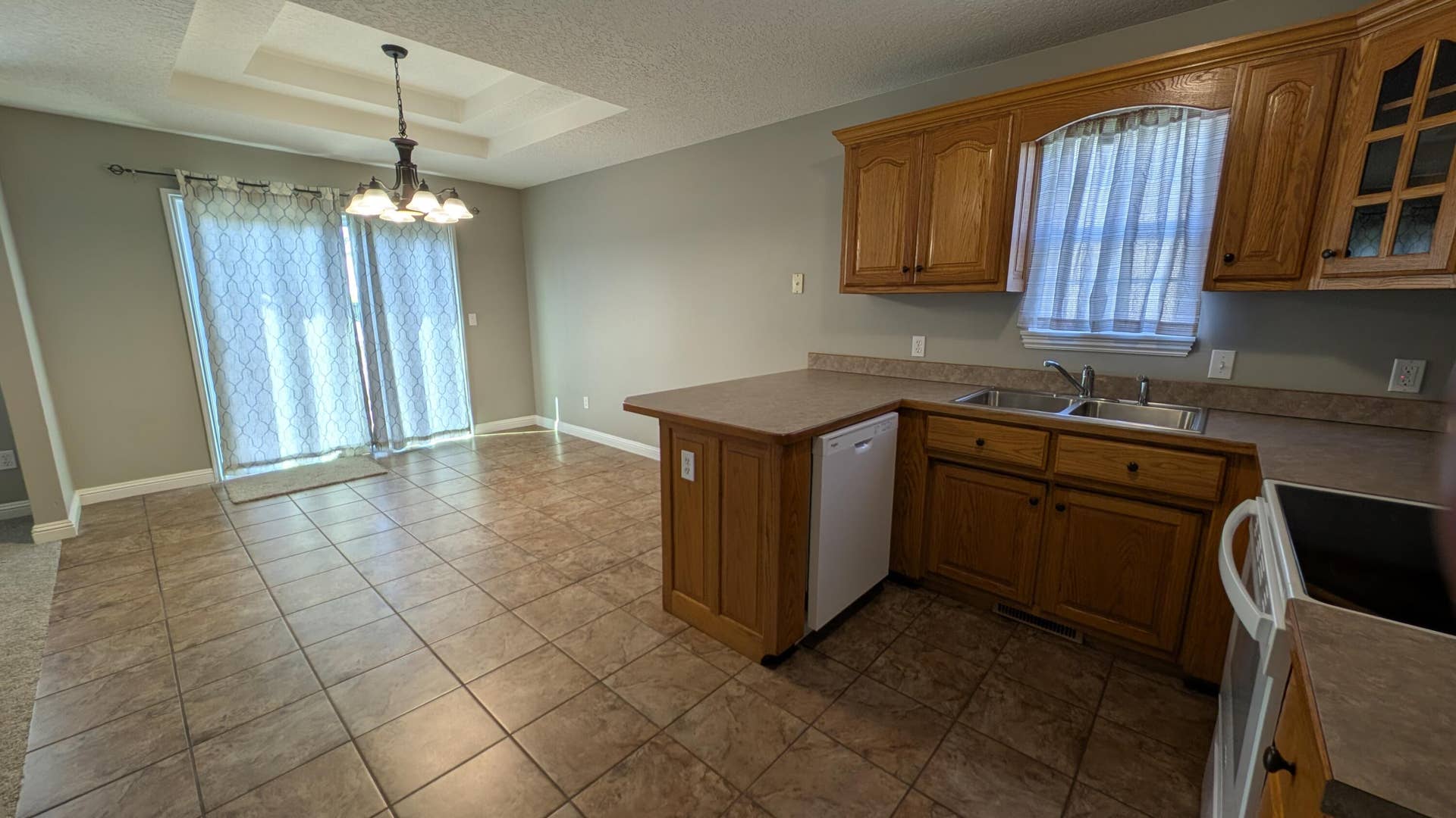 4406 W 28th Street, Joplin, MO 64804 PXL_20250902_154646280