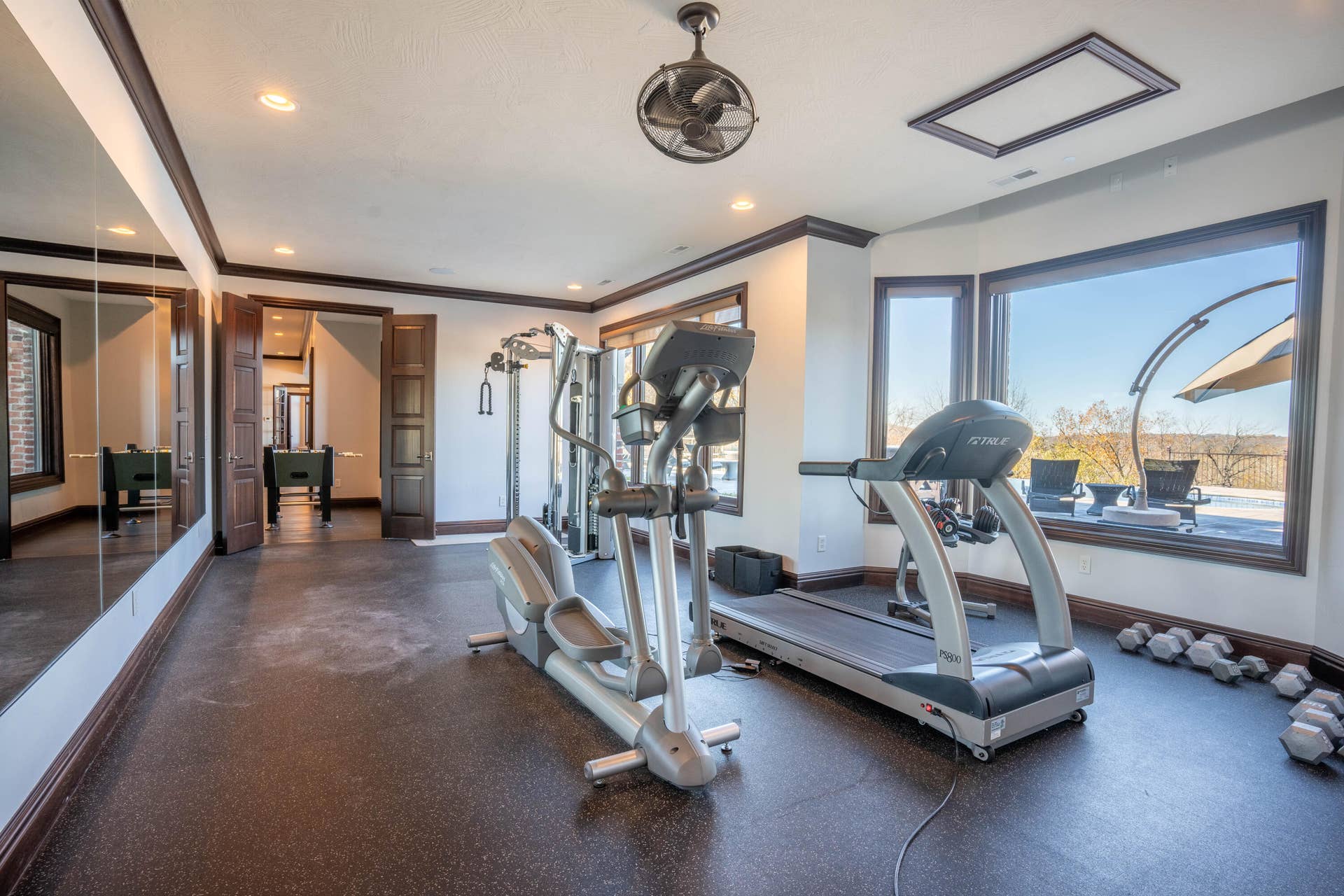 6052 E Summit View Drive, Springfield, MO 65809 DSC00640-HDR