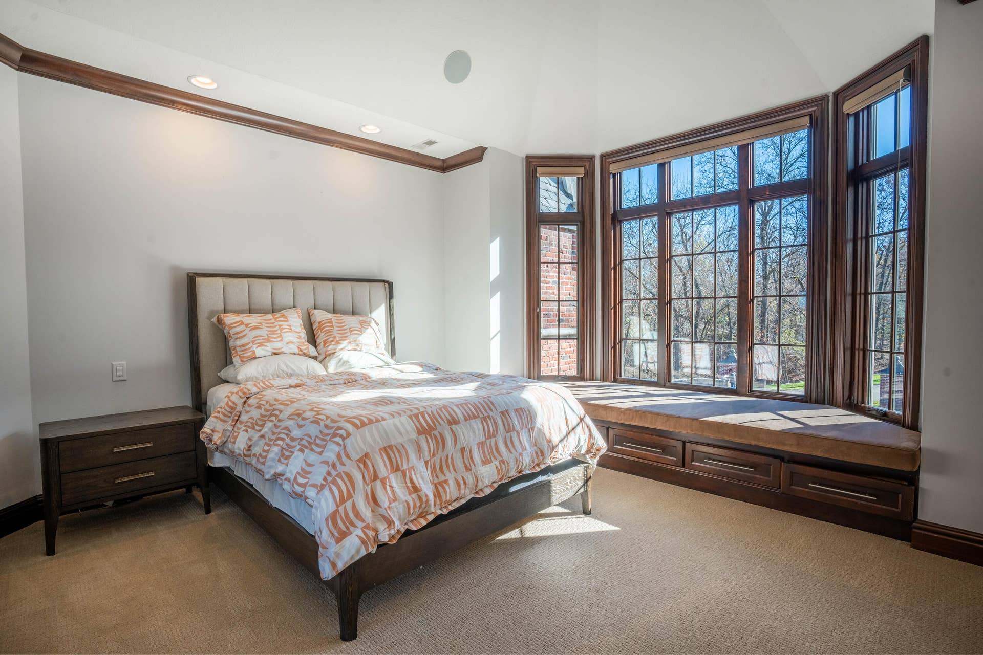 6052 E Summit View Drive, Springfield, MO 65809 DSC00373-HDR