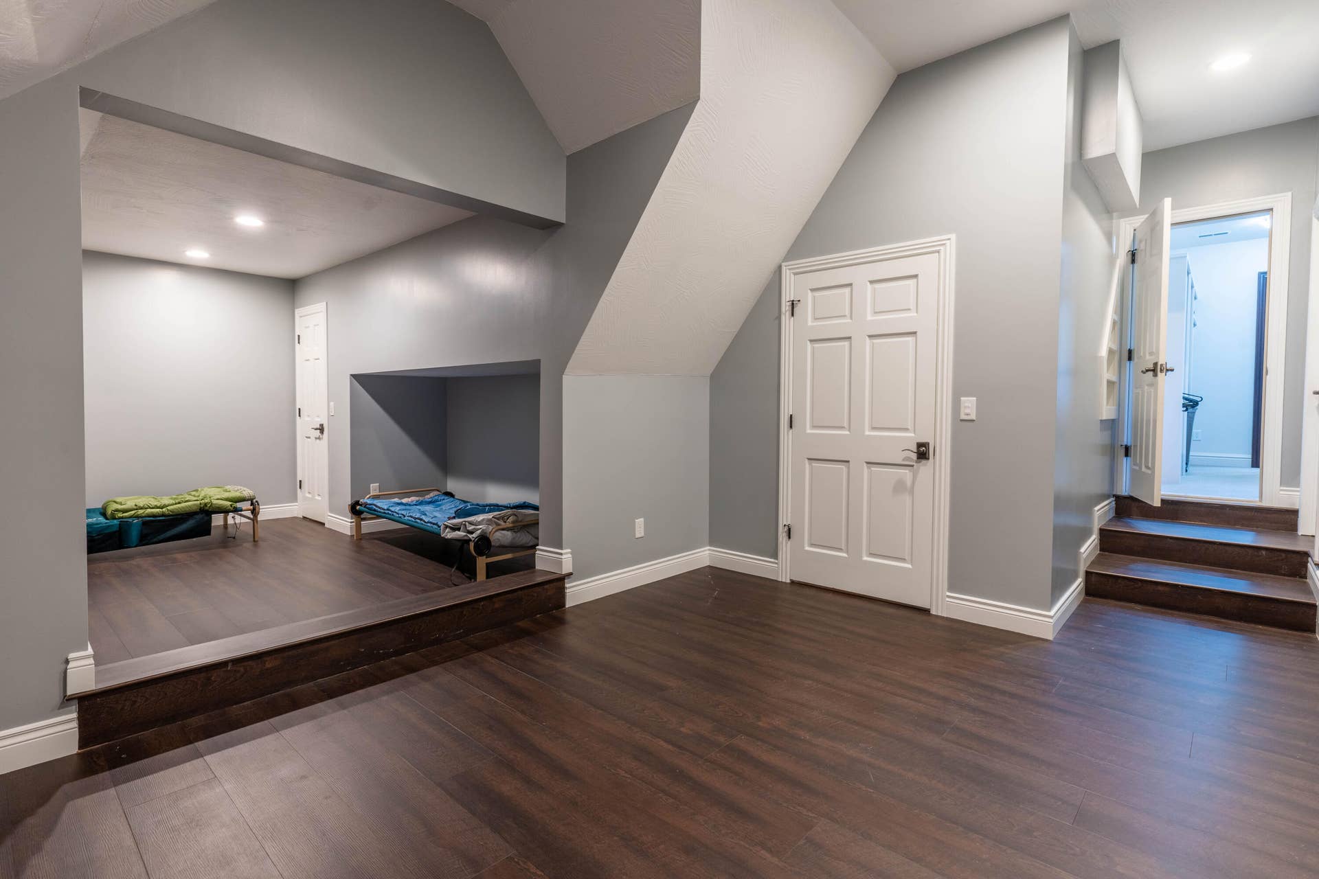 6052 E Summit View Drive, Springfield, MO 65809 DSC00406-HDR