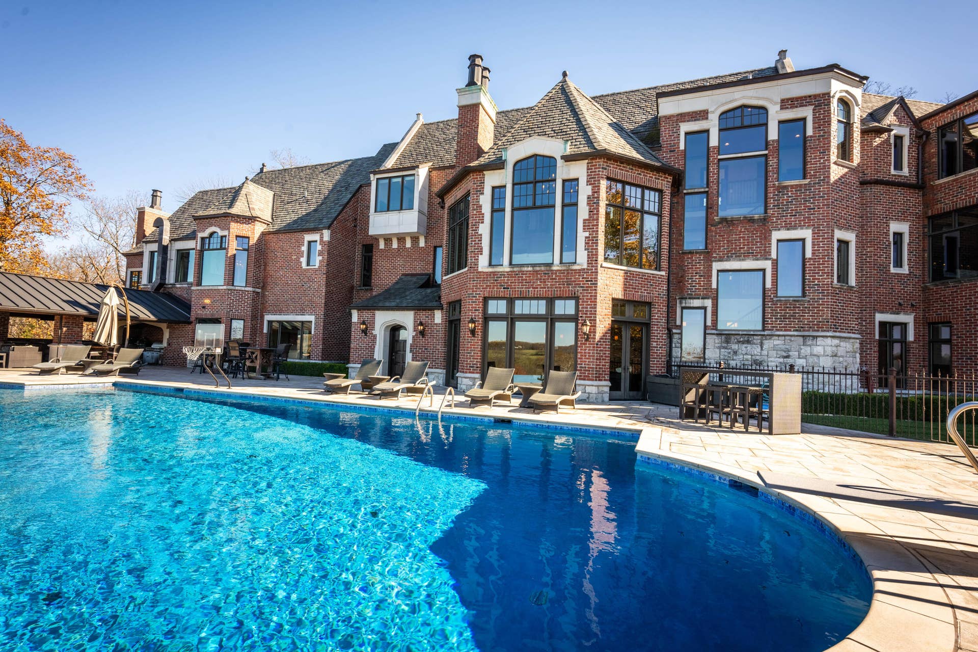 6052 E Summit View Drive, Springfield, MO 65809 DSC00790-HDR
