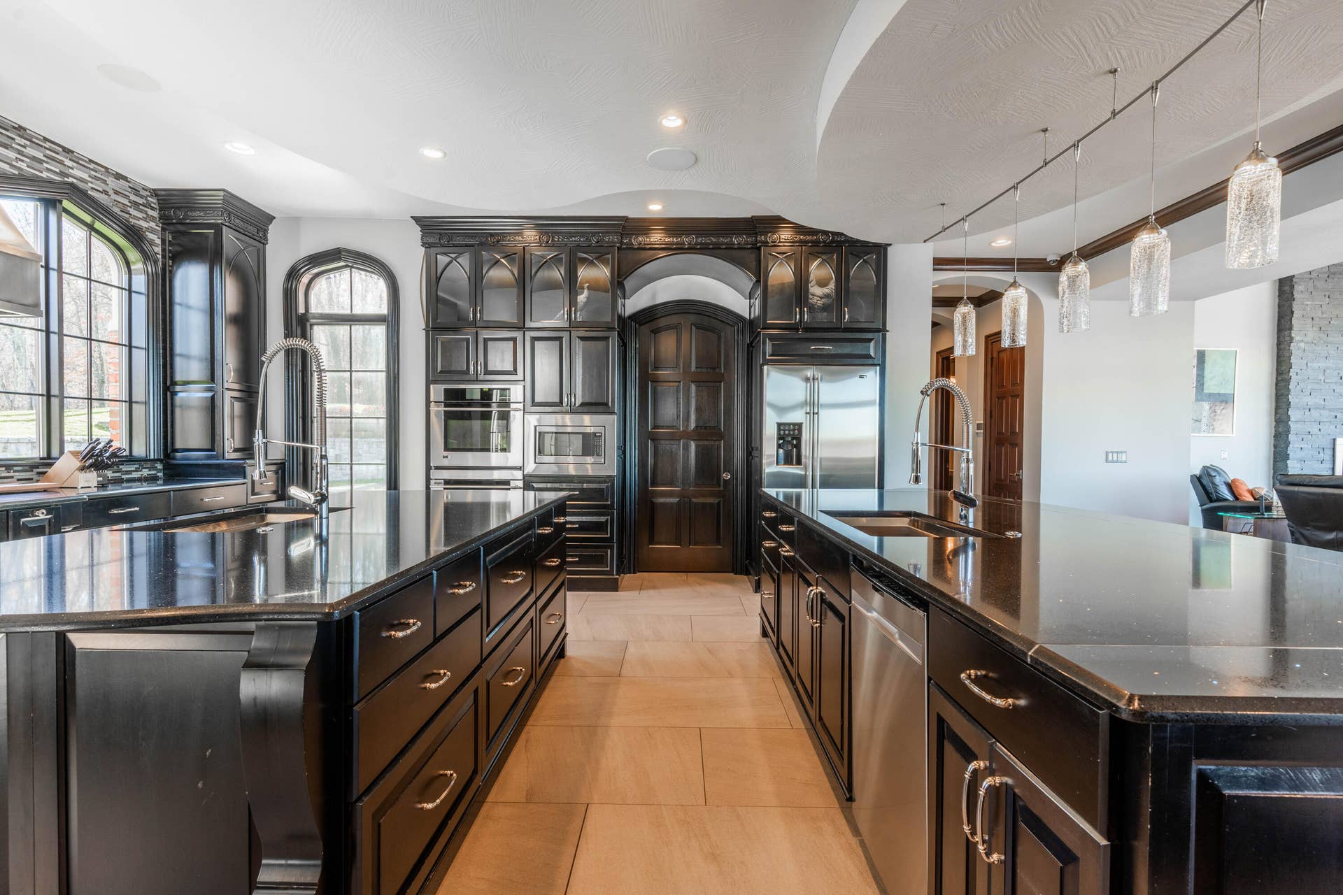 6052 E Summit View Drive, Springfield, MO 65809 DSC00598-HDR