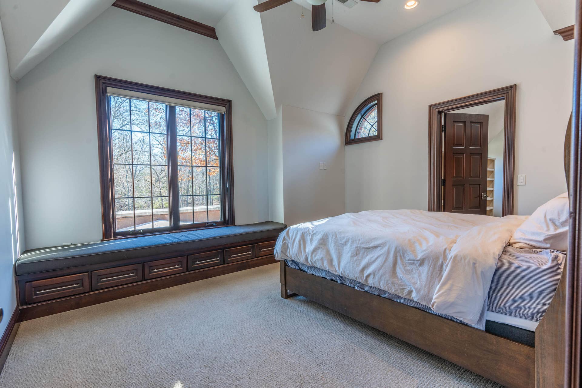 6052 E Summit View Drive, Springfield, MO 65809 DSC00391-HDR