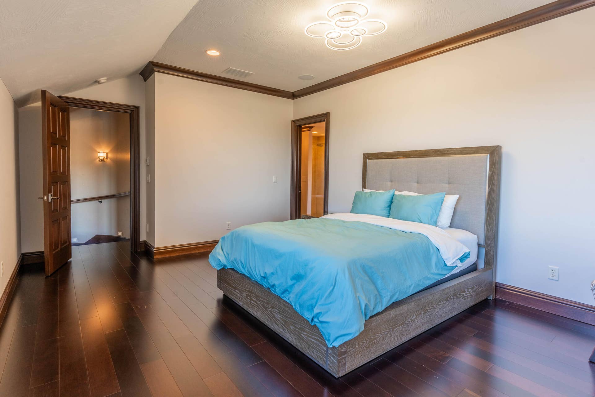 6052 E Summit View Drive, Springfield, MO 65809 DSC00418-HDR