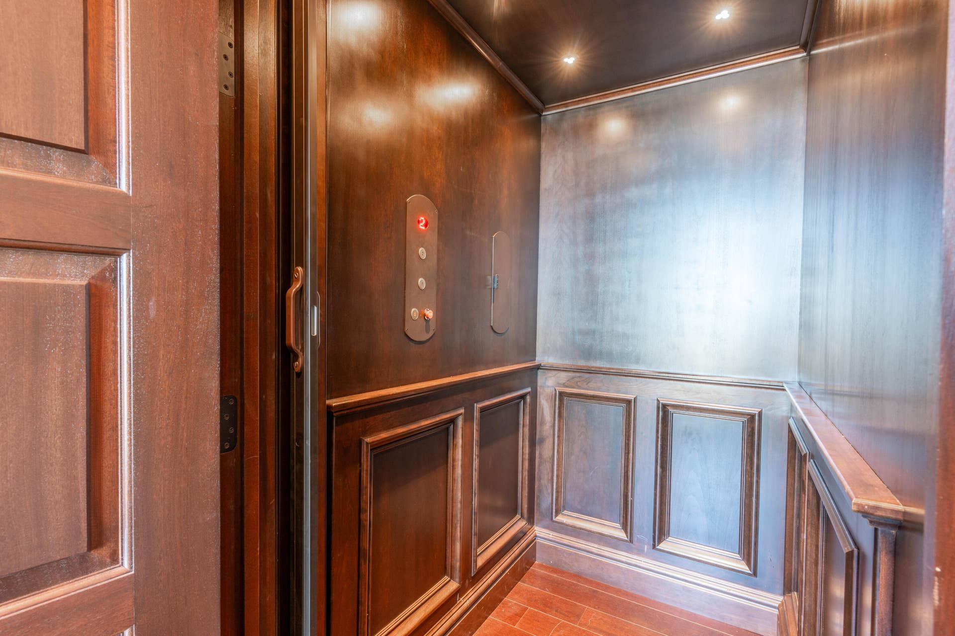 6052 E Summit View Drive, Springfield, MO 65809 DSC00517-HDR