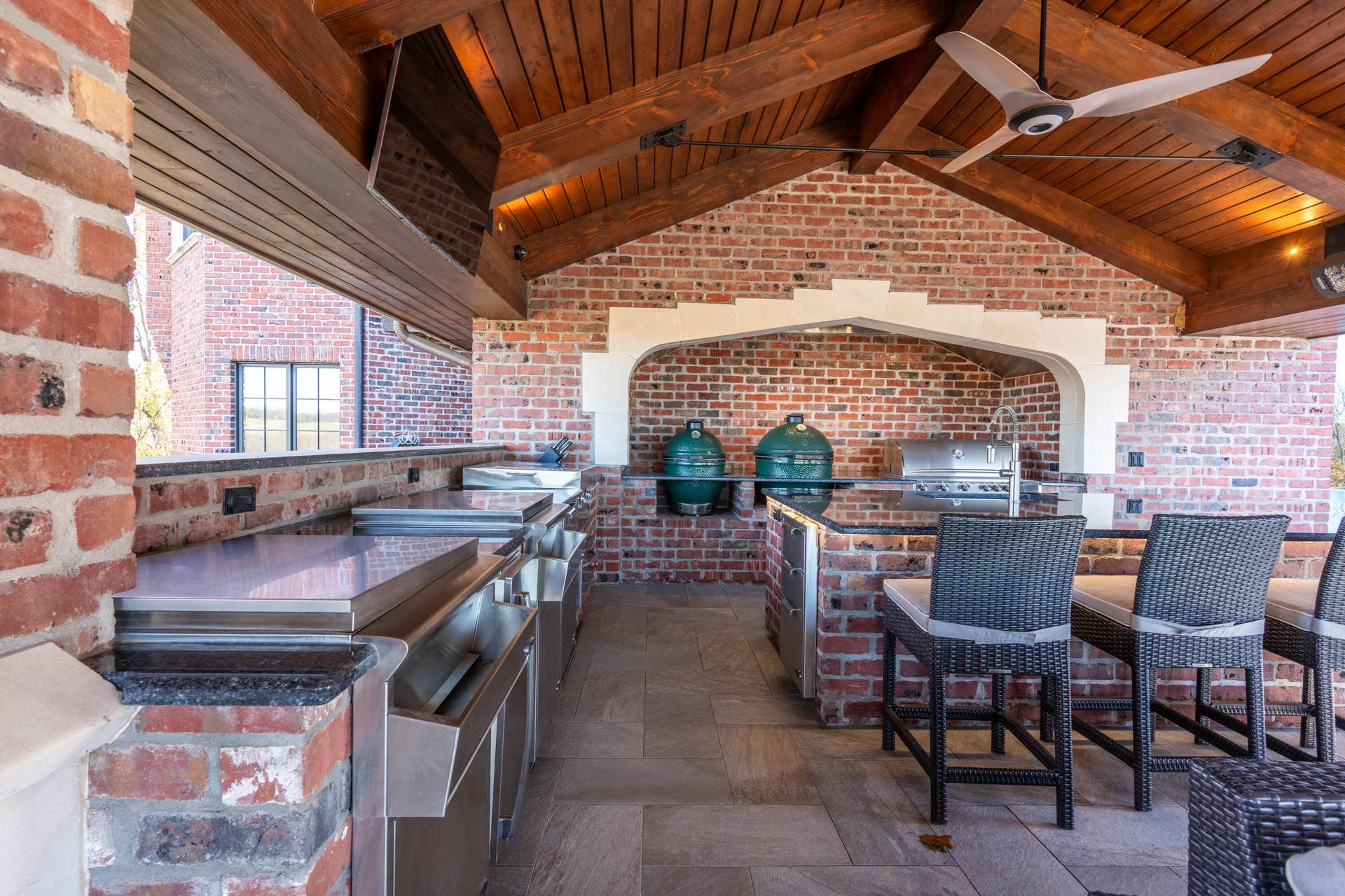 6052 E Summit View Drive, Springfield, MO 65809 DSC00802-HDR
