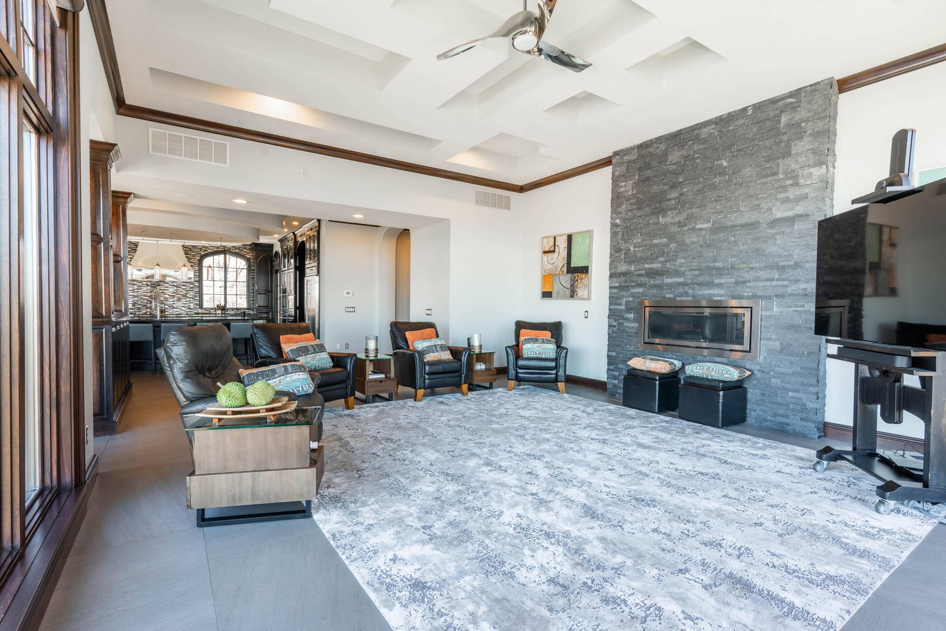 6052 E Summit View Drive, Springfield, MO 65809 DSC00610-HDR