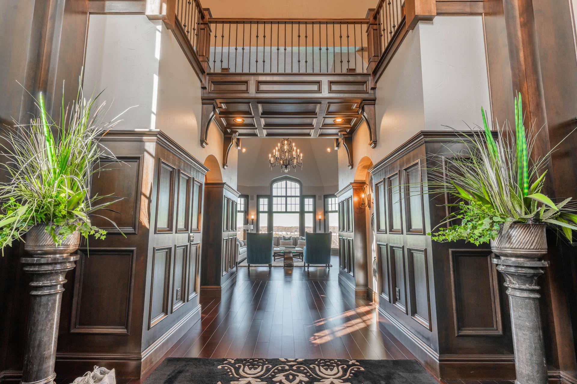 6052 E Summit View Drive, Springfield, MO 65809 DSC00547-HDR
