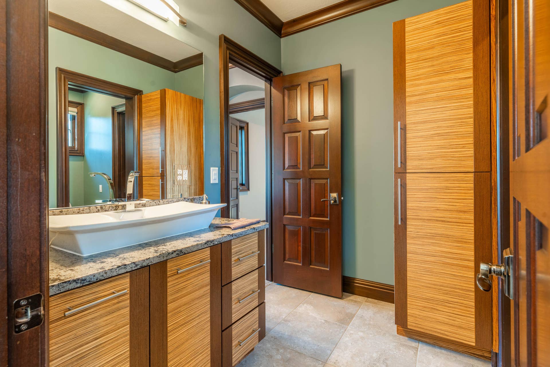 6052 E Summit View Drive, Springfield, MO 65809 DSC00388-HDR