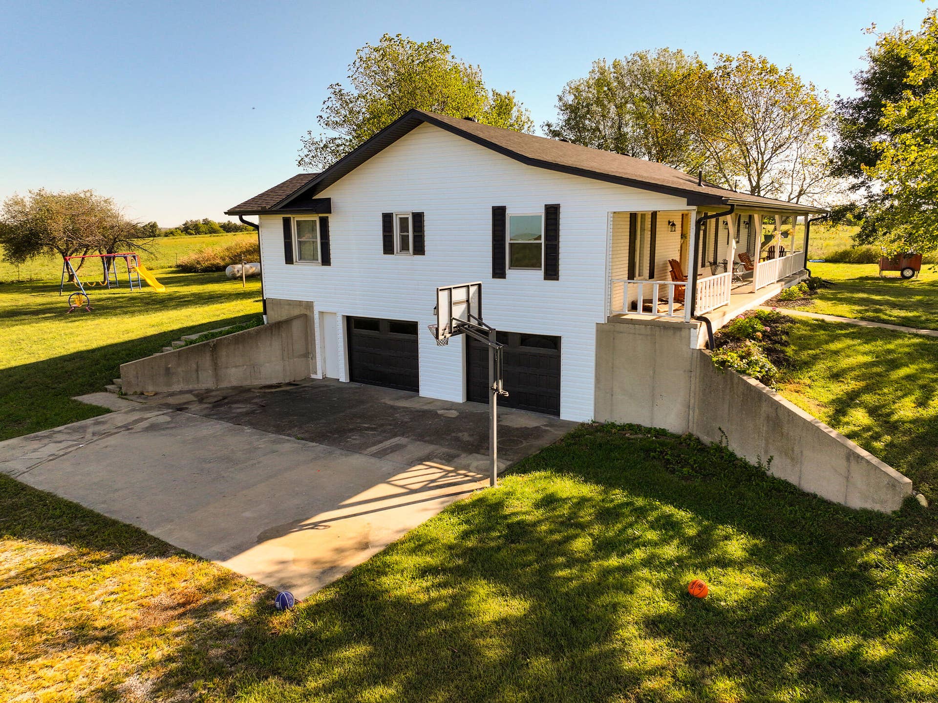4825 150th Road, El Dorado Springs, MO 64744 DJI_20261003225255_0803_D