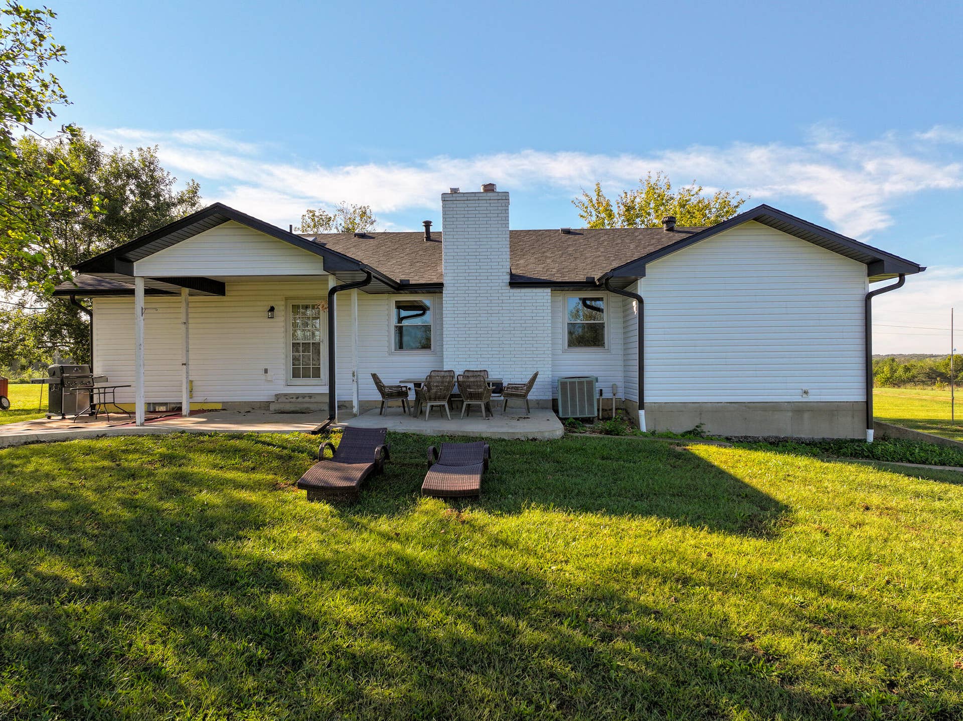 4825 150th Road, El Dorado Springs, MO 64744 DJI_20261003224920_0800_D