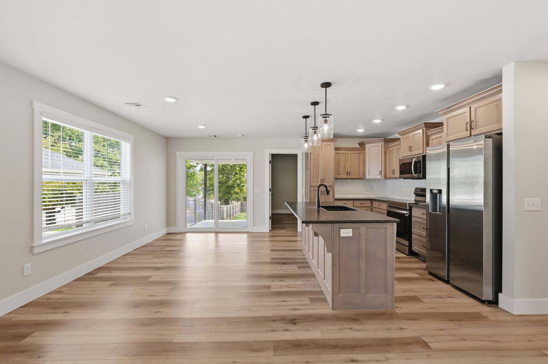 214 S 4th Street, Oronogo, MO 64855 010