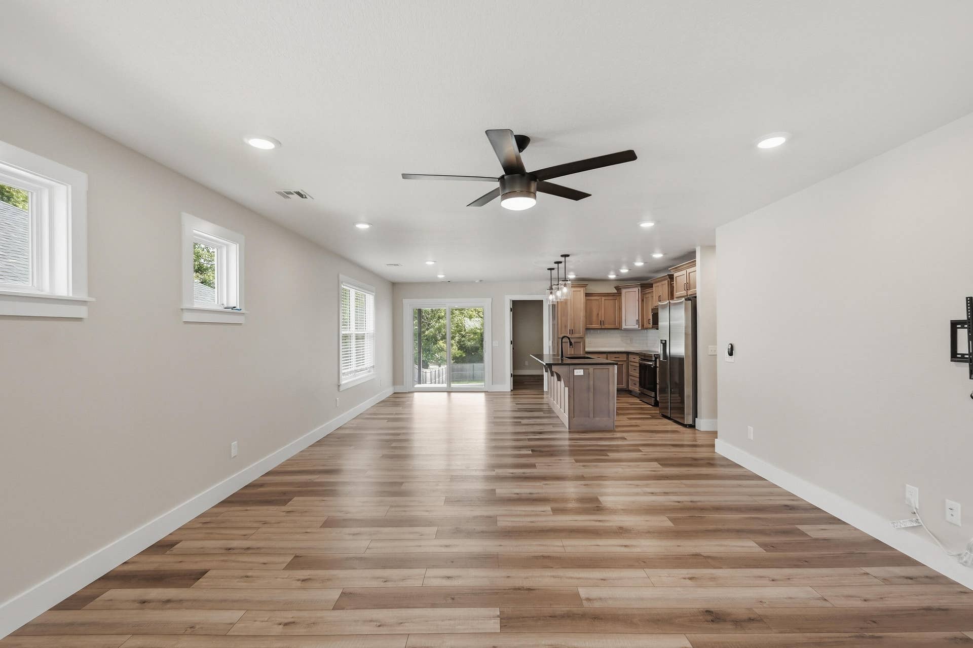 214 S 4th Street, Oronogo, MO 64855 008