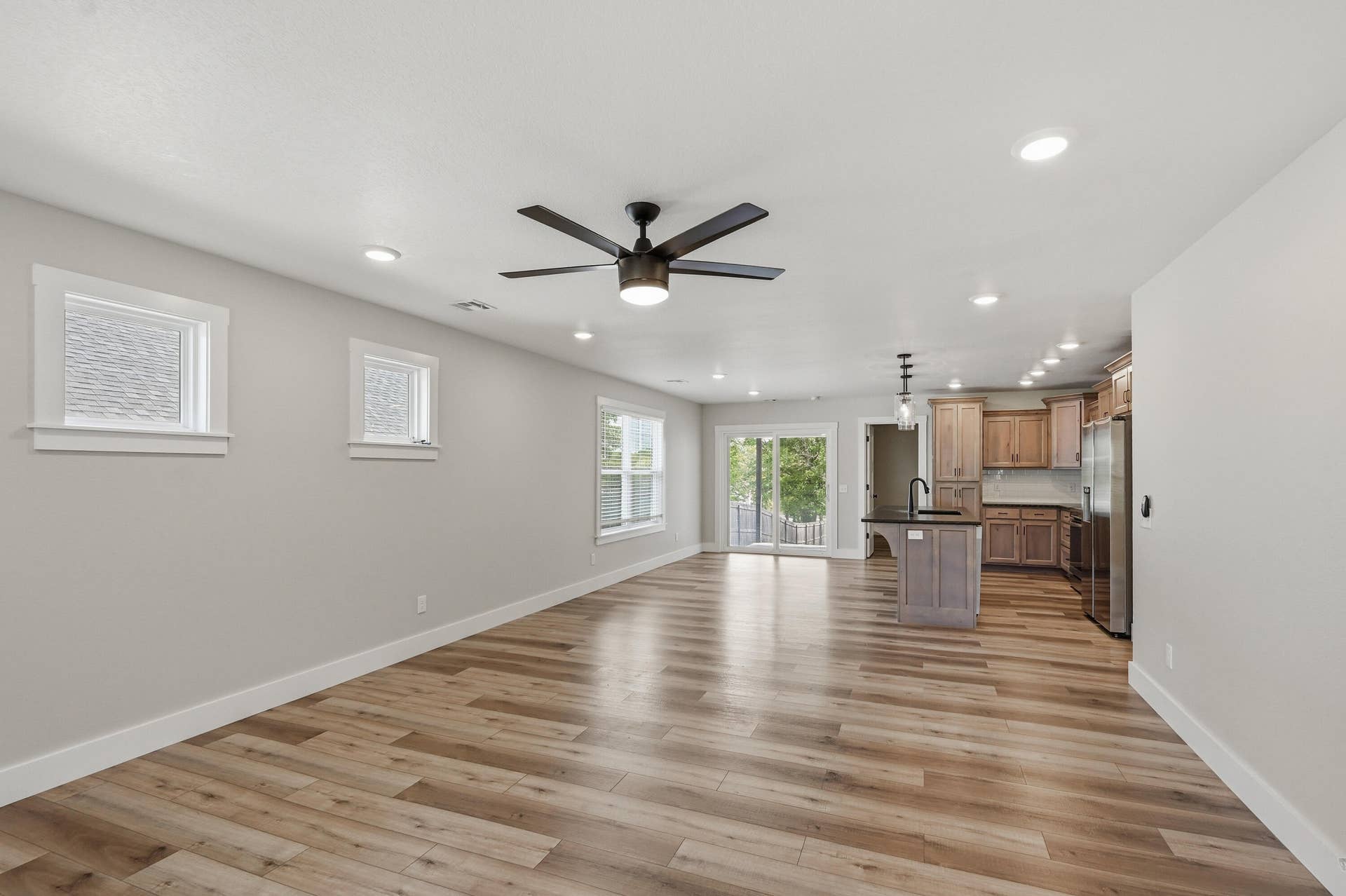 214 S 4th Street, Oronogo, MO 64855 009