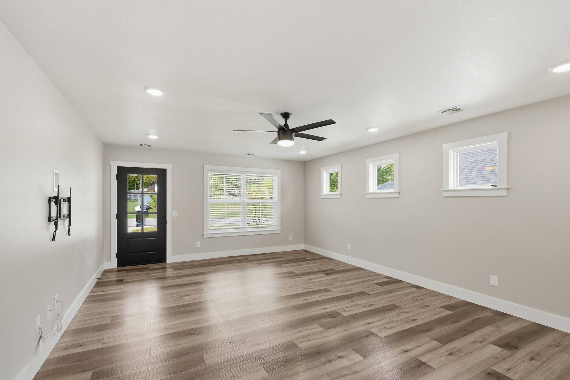 214 S 4th Street, Oronogo, MO 64855 005