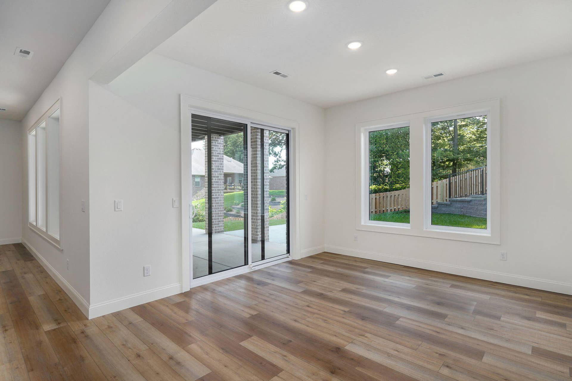 2011 N Silver Charm Ave-41