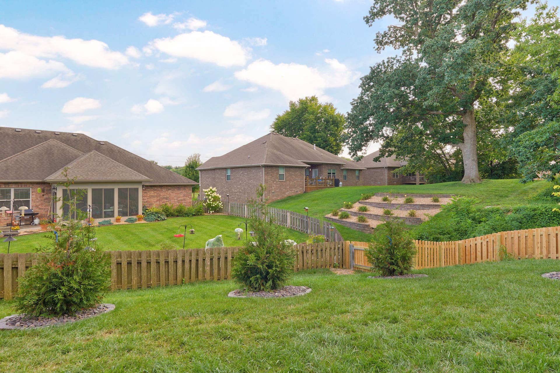 2011 N Silver Charm Ave-59