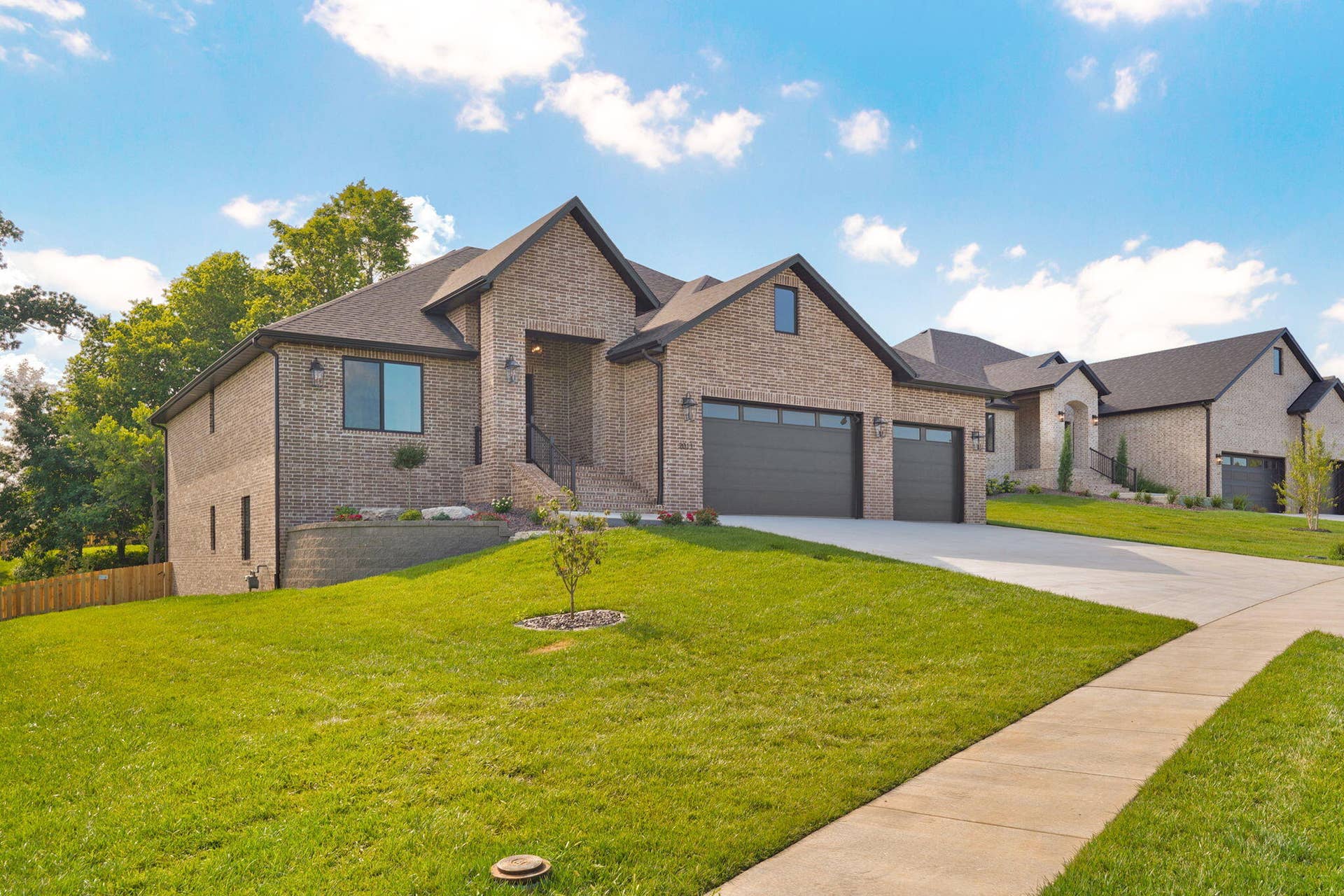 2011 N Silver Charm Ave-1