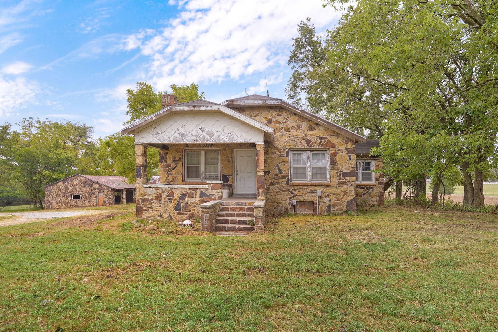 2033 W Union Chapel Road, Nixa, MO 65714 2033 Union Chapel Rd-13