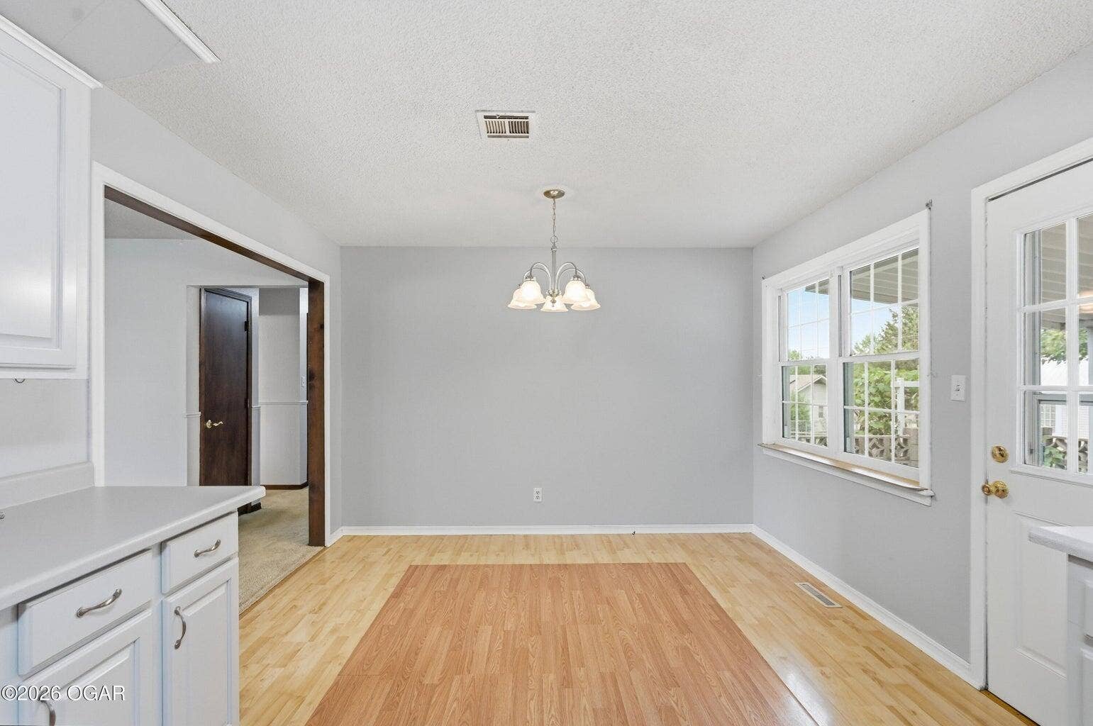 606 Elliff Street, Neosho, MO 64850 20261005203545662701000000-o