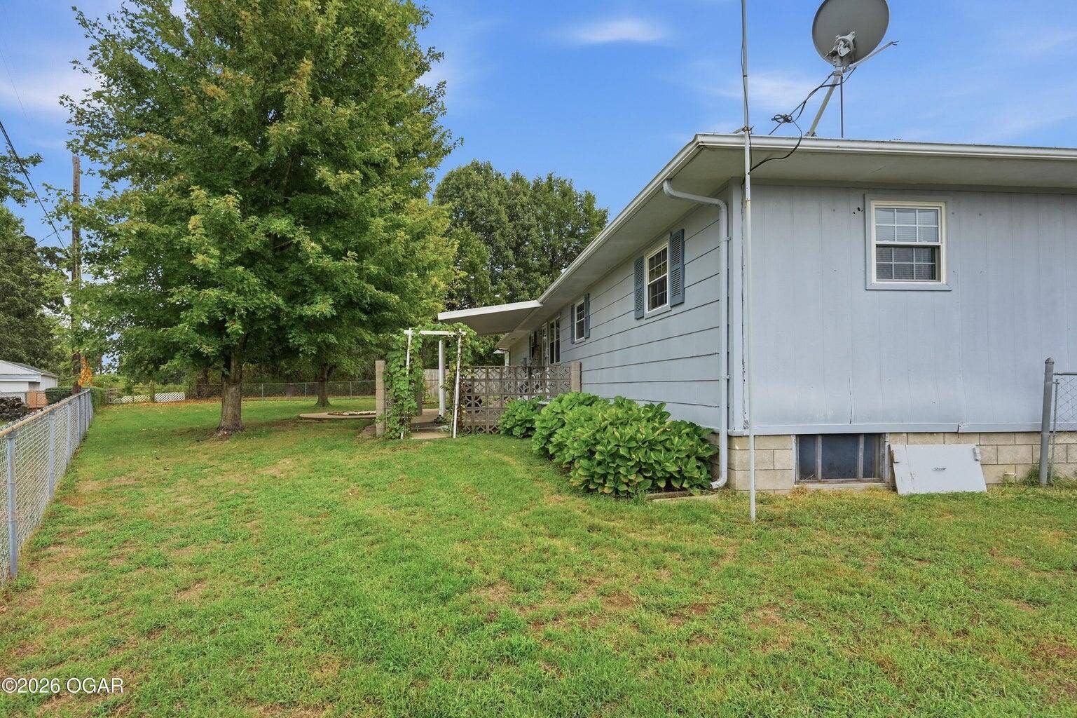 606 Elliff Street, Neosho, MO 64850 20261005203408826265000000-o