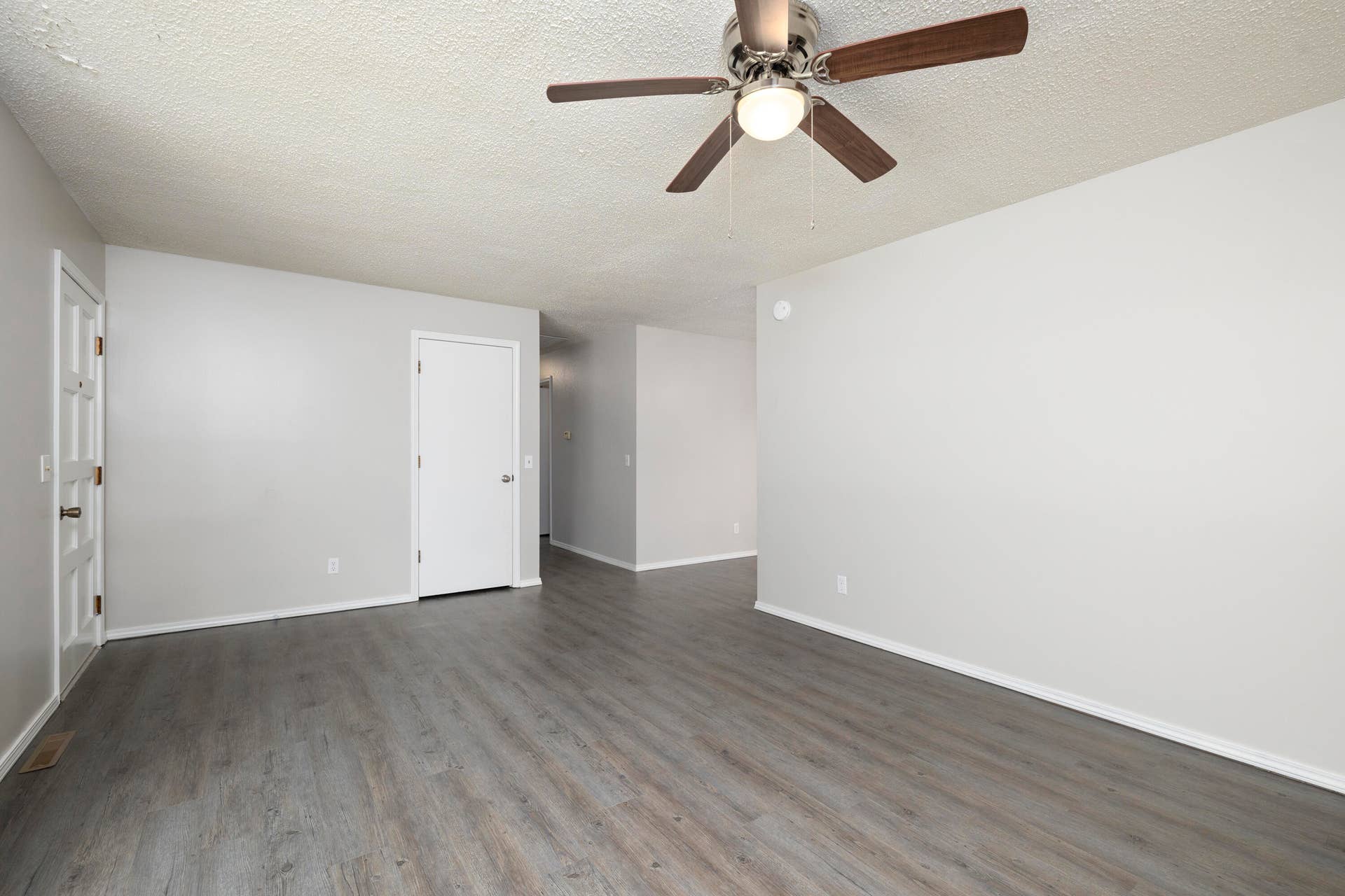 1015 N Hickory Street, Buffalo, MO 65622 _MG_5424