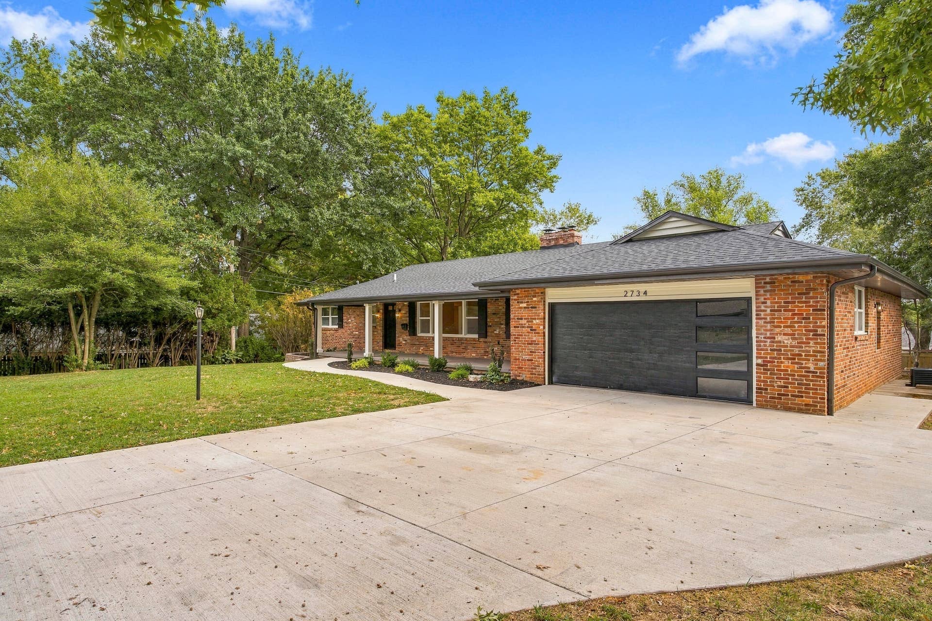 2734 E Glenwood Street, Springfield, MO 65804 2734 E Glenwod-3