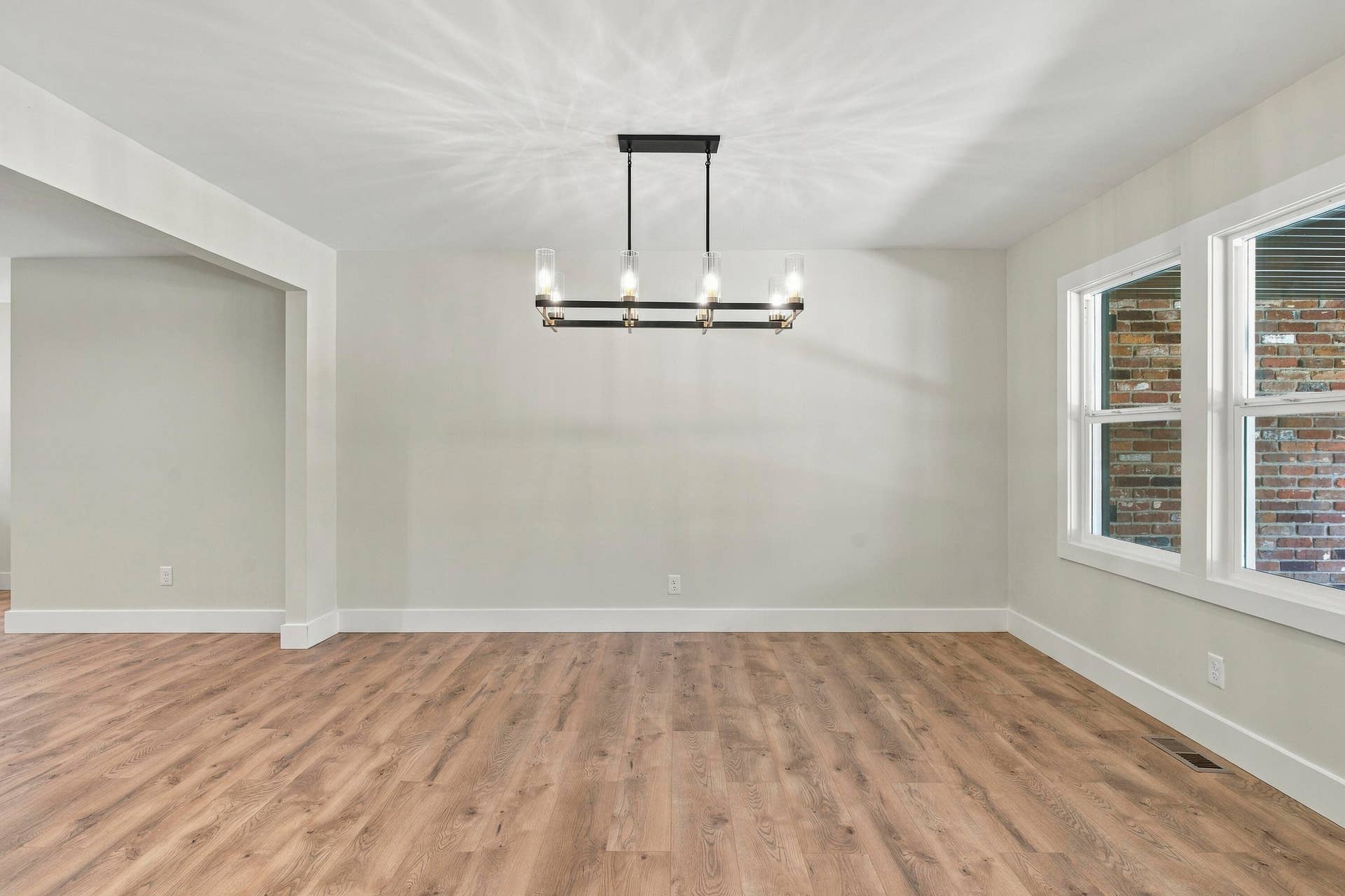 2734 E Glenwood Street, Springfield, MO 65804 2734 E Glenwod-9