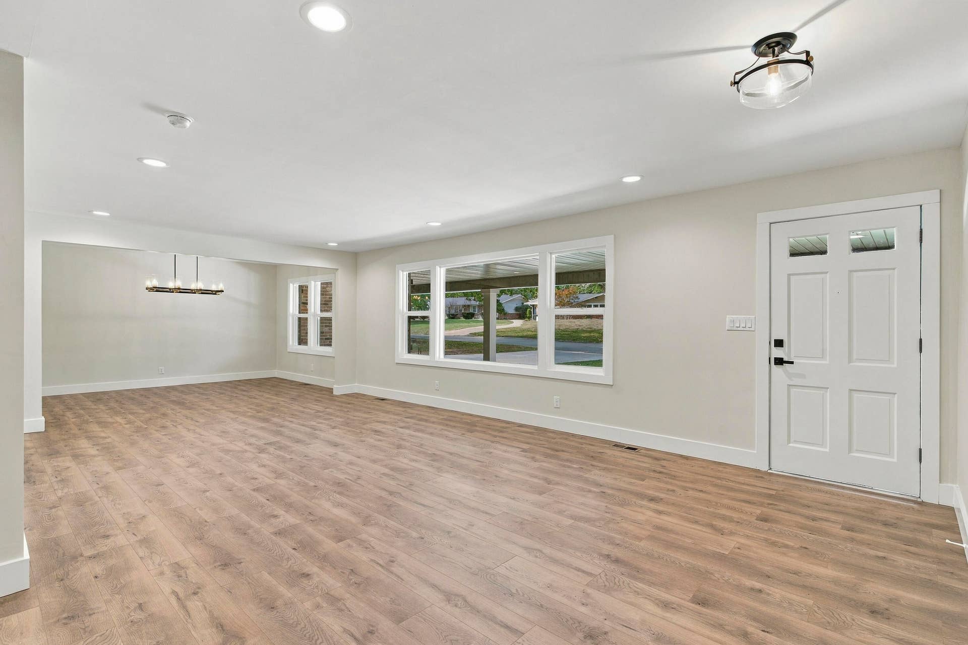 2734 E Glenwood Street, Springfield, MO 65804 2734 E Glenwod-7