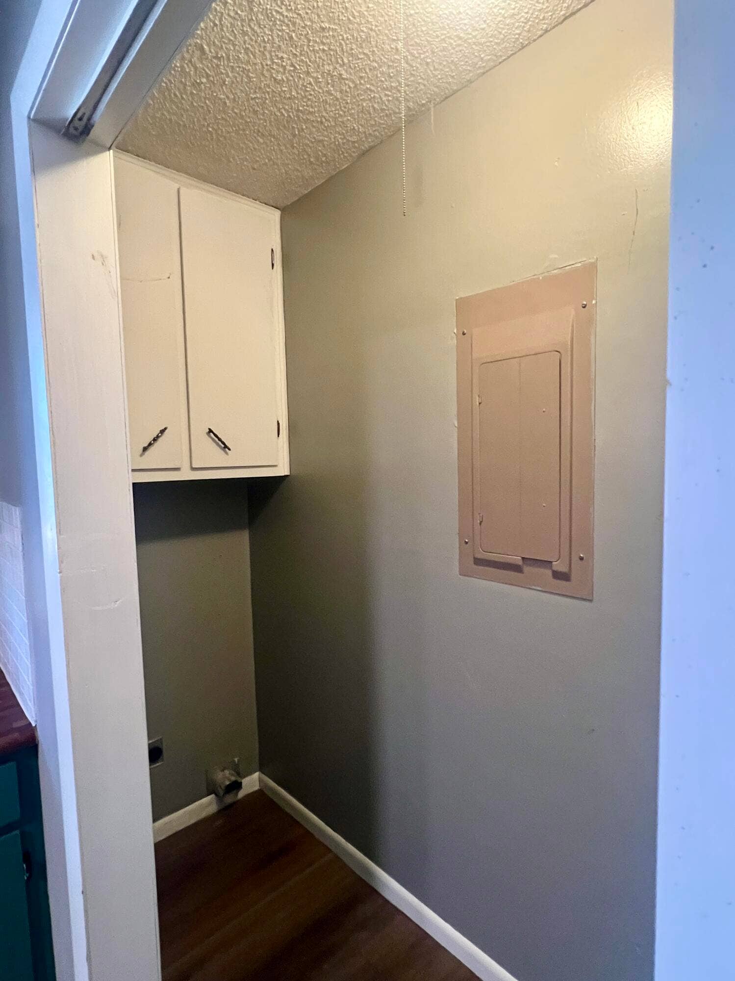 6290 N Alan Avenue, Willard, MO 65781 Laundry