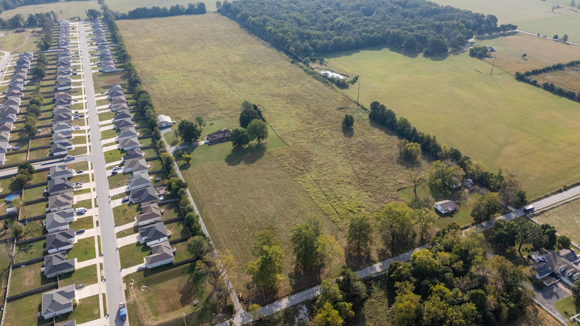 892 S Madison Street, Strafford, MO 65757 Strafford38drone-5