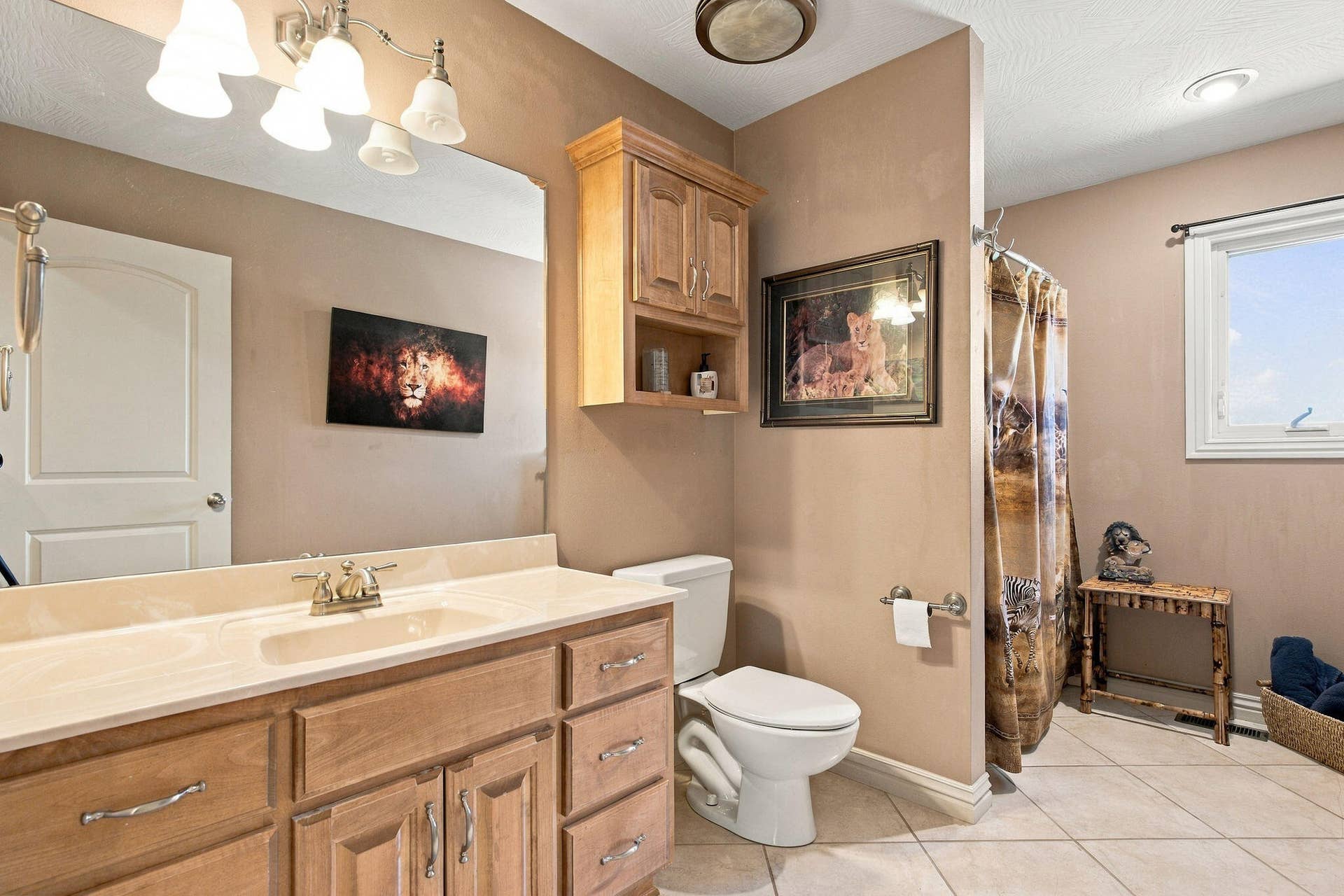 Spare Bathroom