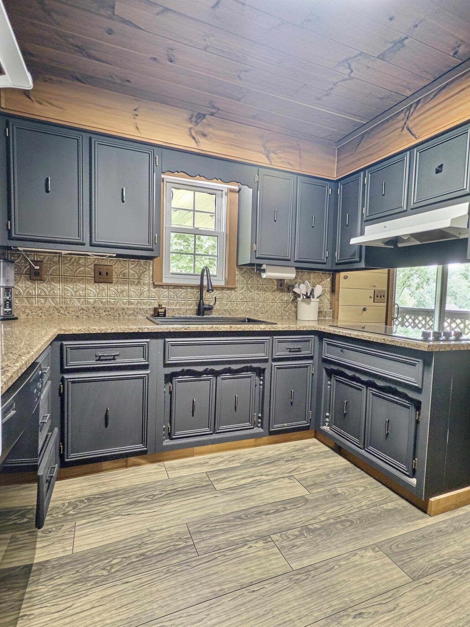 231 Carter County M 100, Van Buren, MO 63965 kn3xlai7qaq