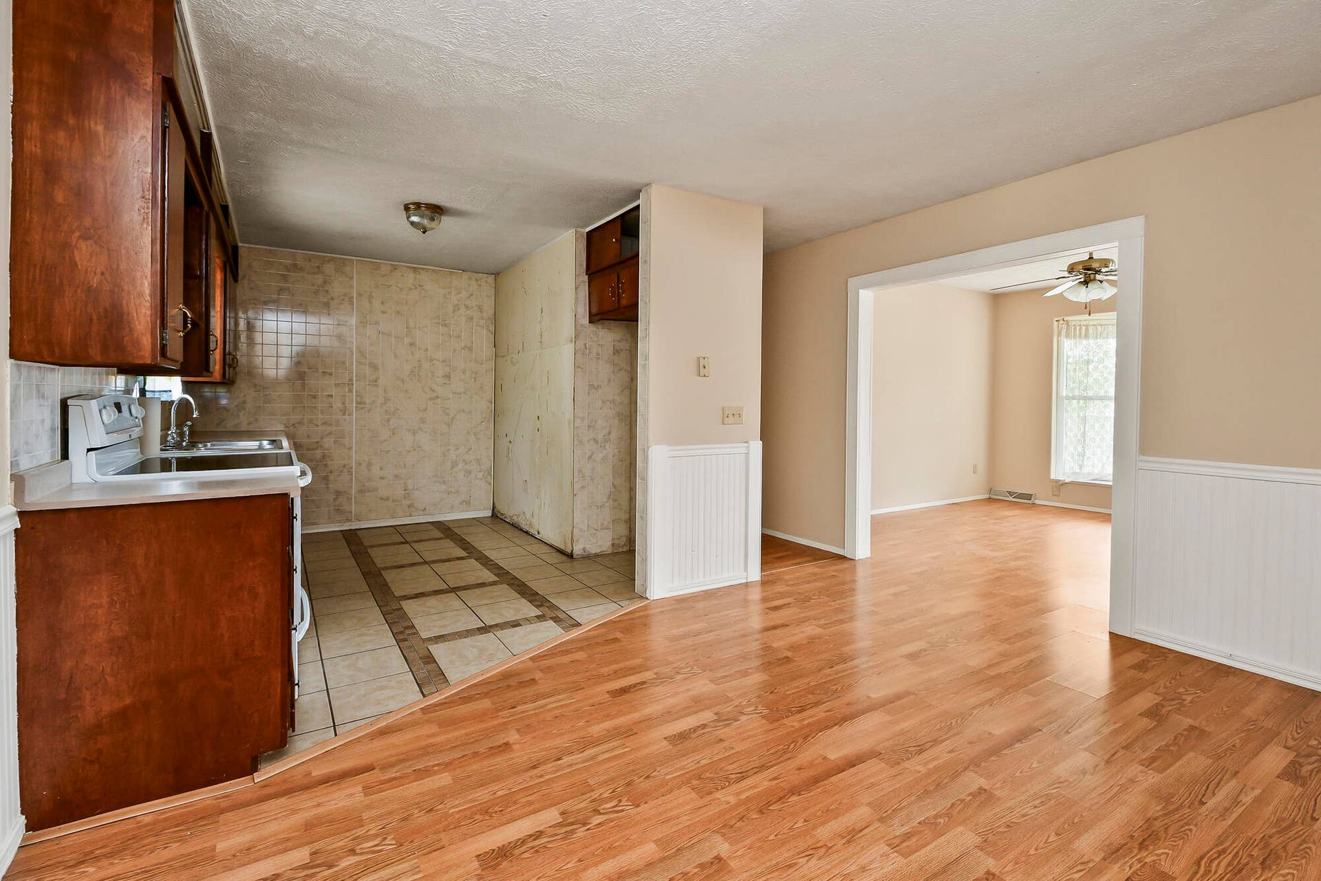 1261 W North Street, Springfield, MO 65803 17 (14)
