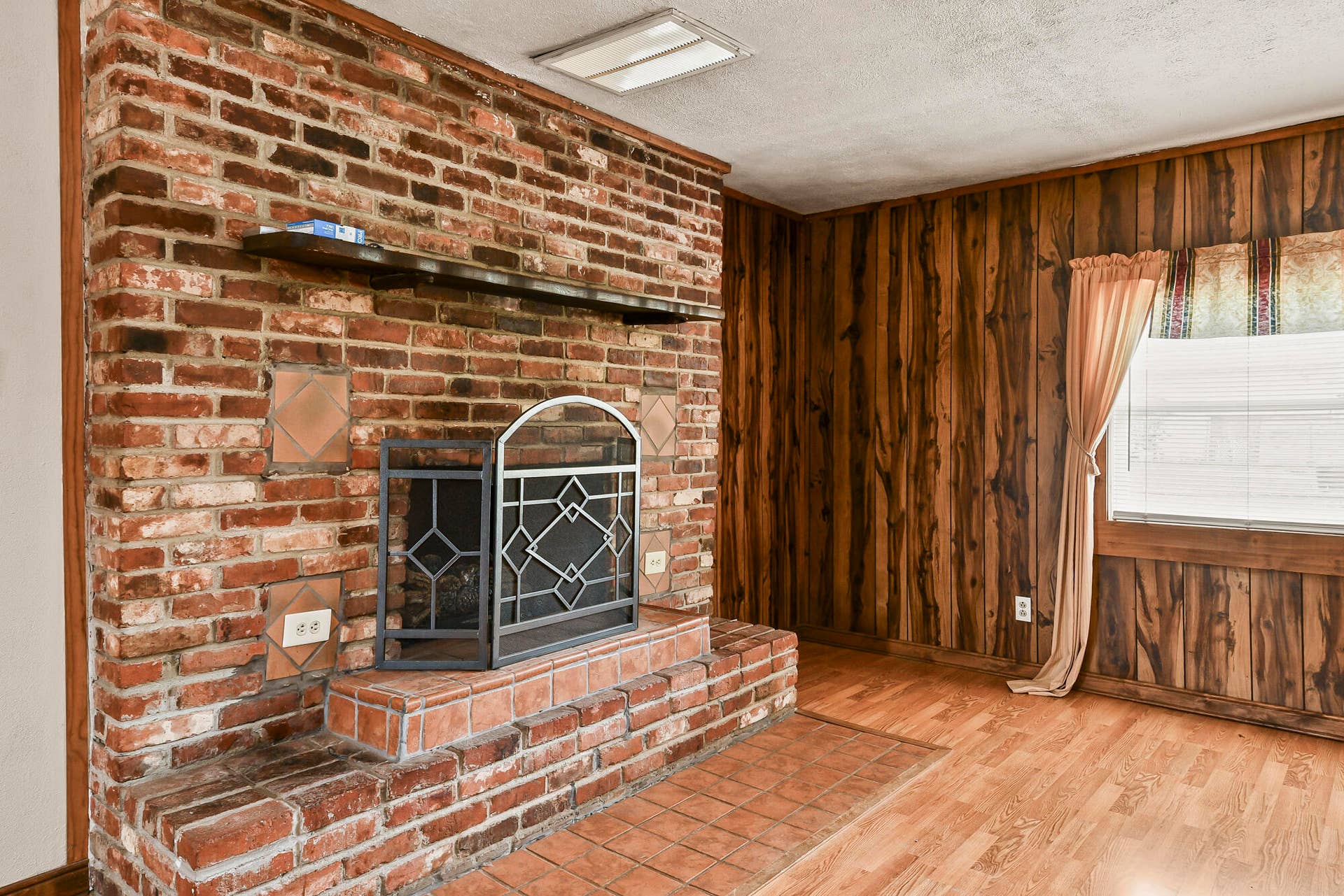 1261 W North Street, Springfield, MO 65803 12 (13)