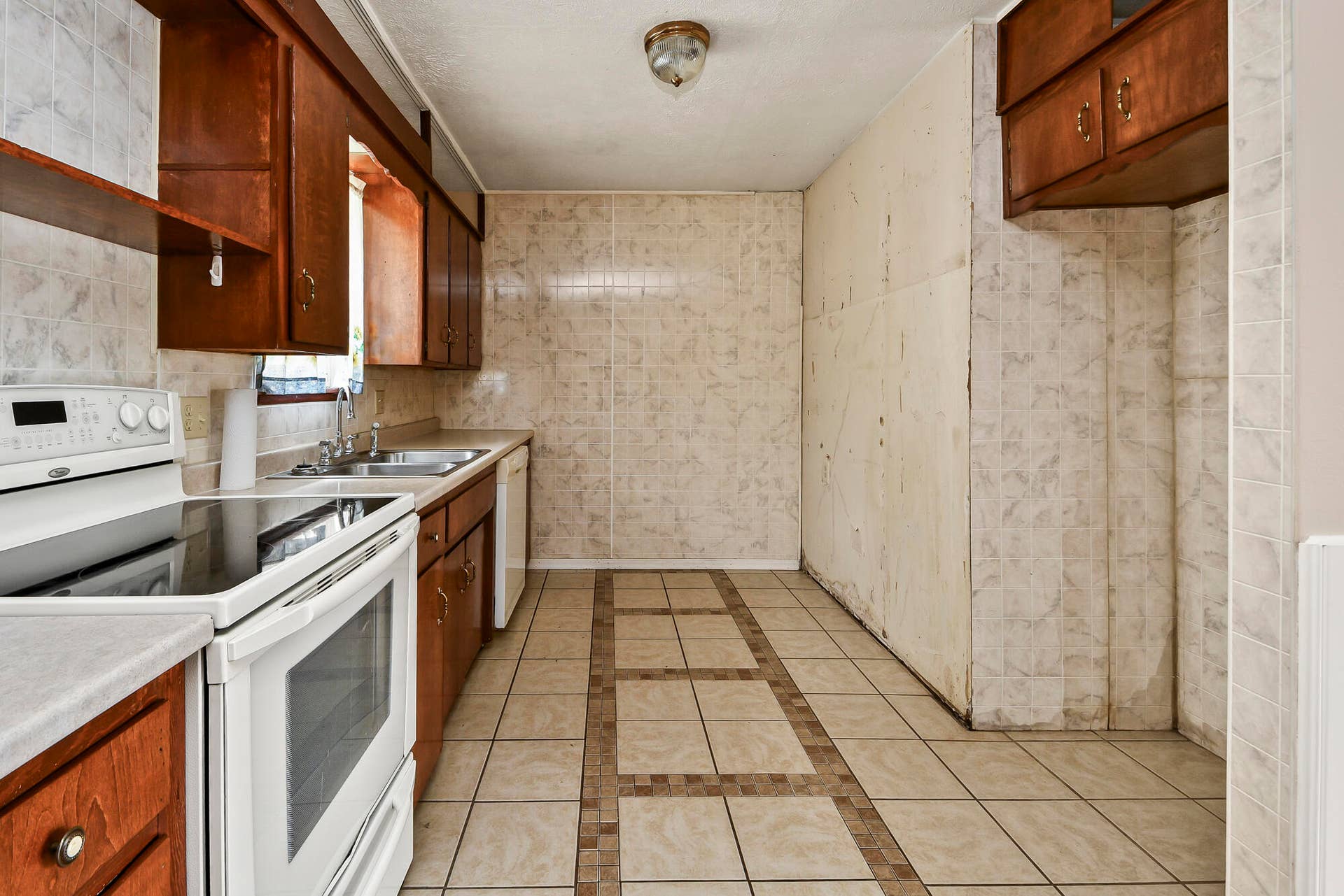 1261 W North Street, Springfield, MO 65803 22 (14)