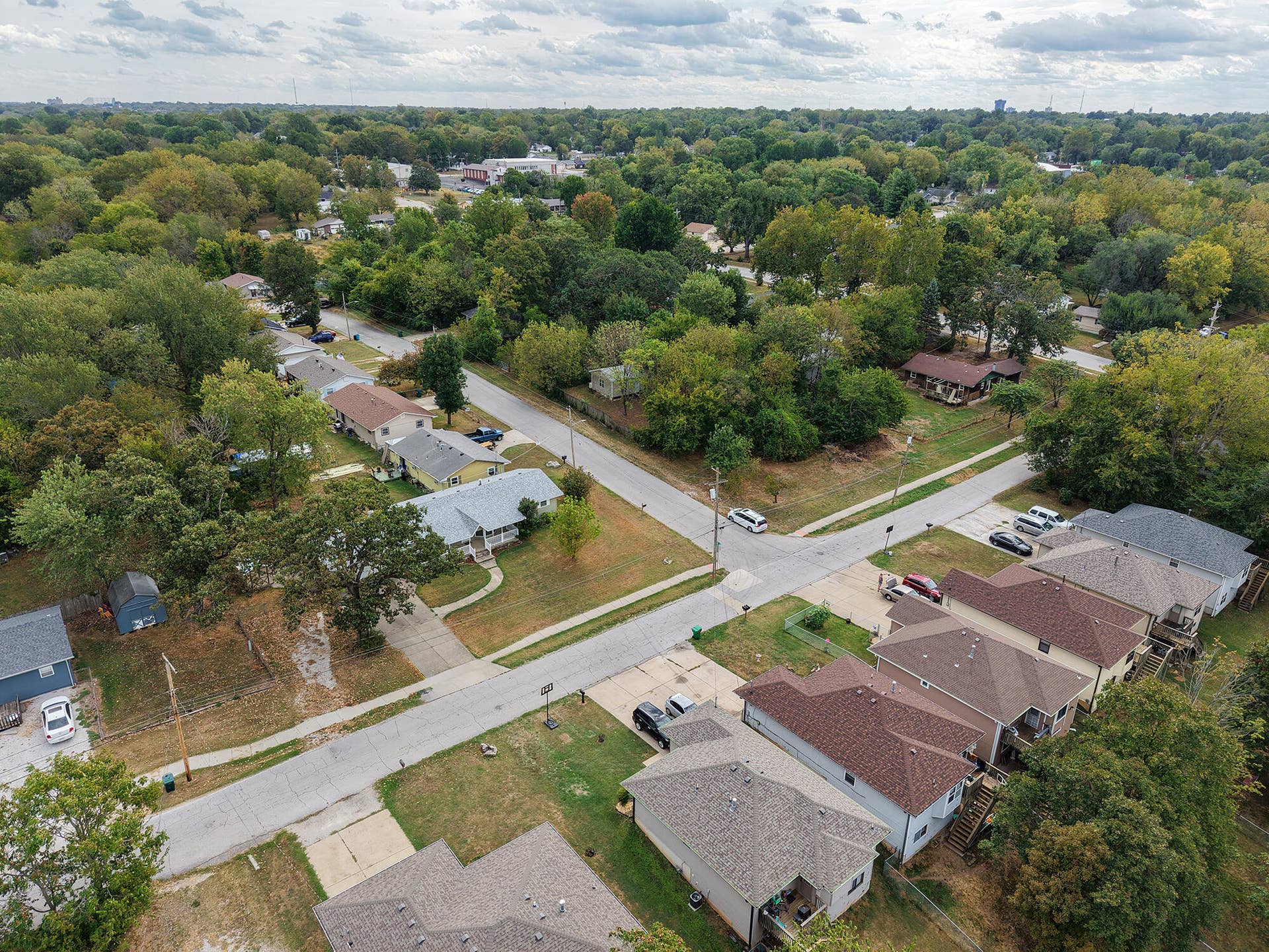 1261 W North Street, Springfield, MO 65803 38 (2)
