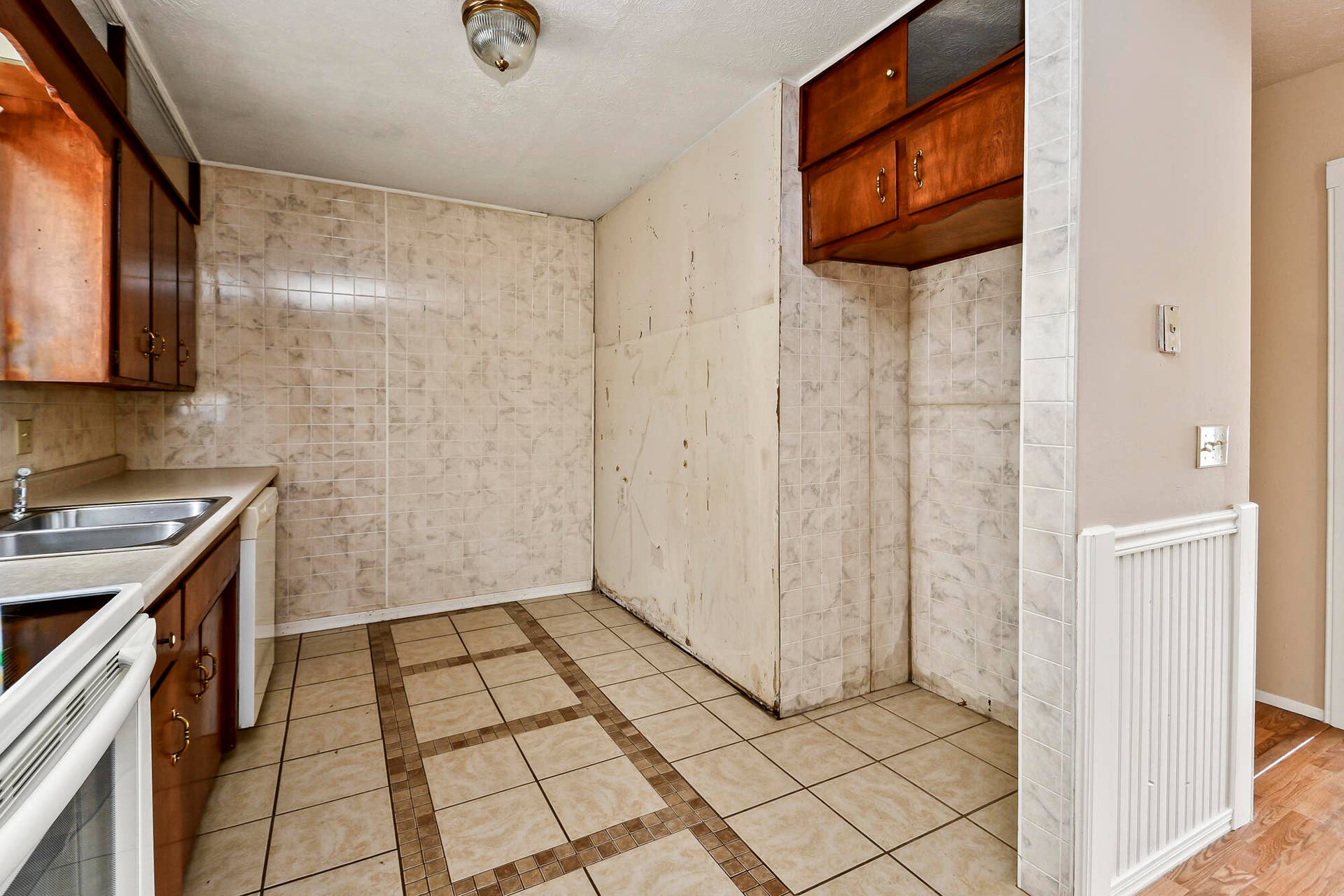 1261 W North Street, Springfield, MO 65803 20 (13)