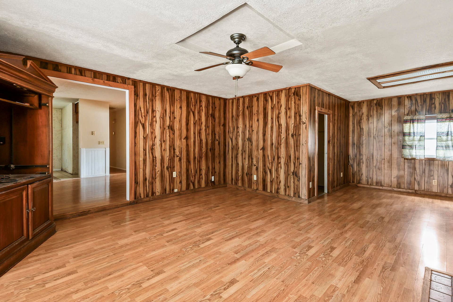 1261 W North Street, Springfield, MO 65803 10 (14)