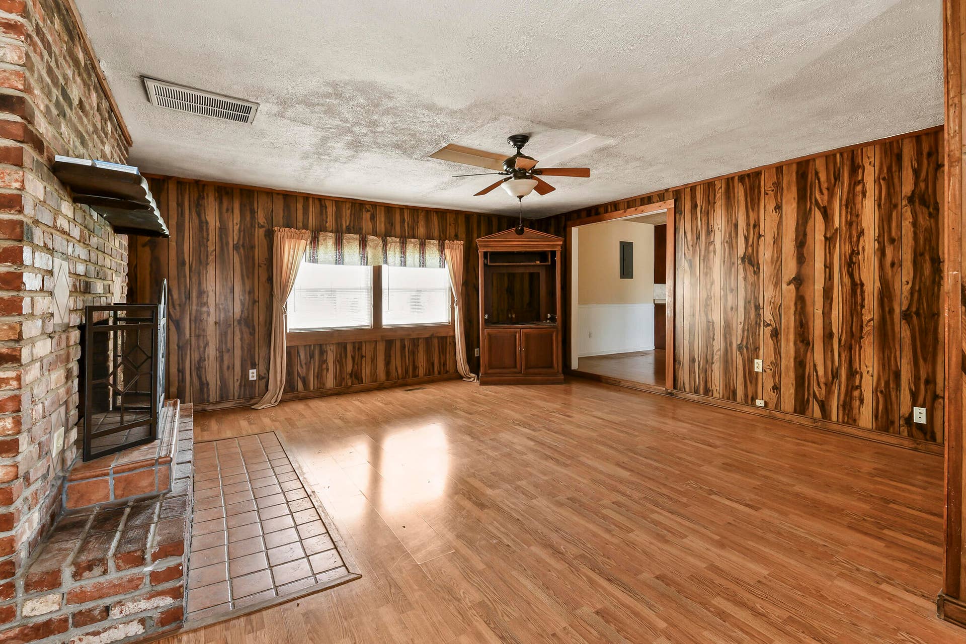 1261 W North Street, Springfield, MO 65803 11 (15)