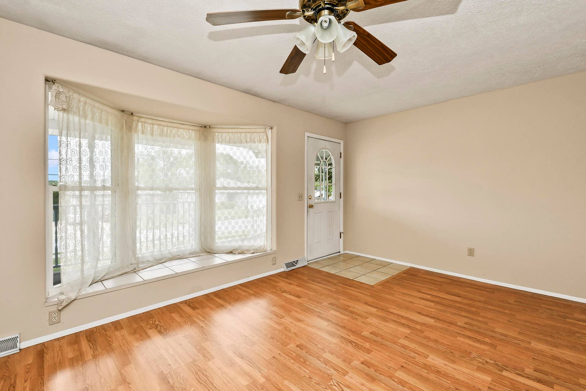 1261 W North Street, Springfield, MO 65803 15 (14)