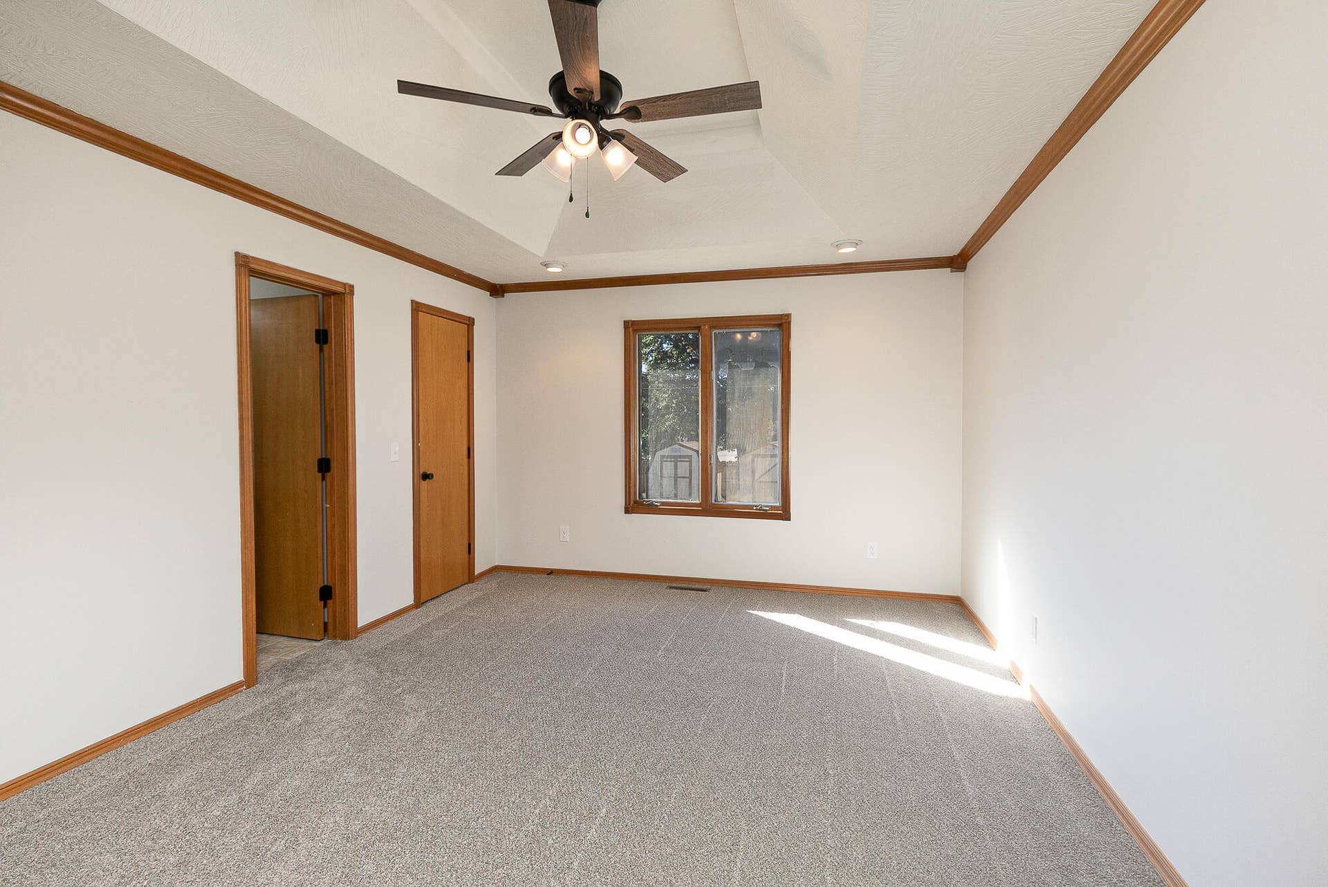1106 W Seminole Street, Springfield, MO 65807 7M4A7065-Edit