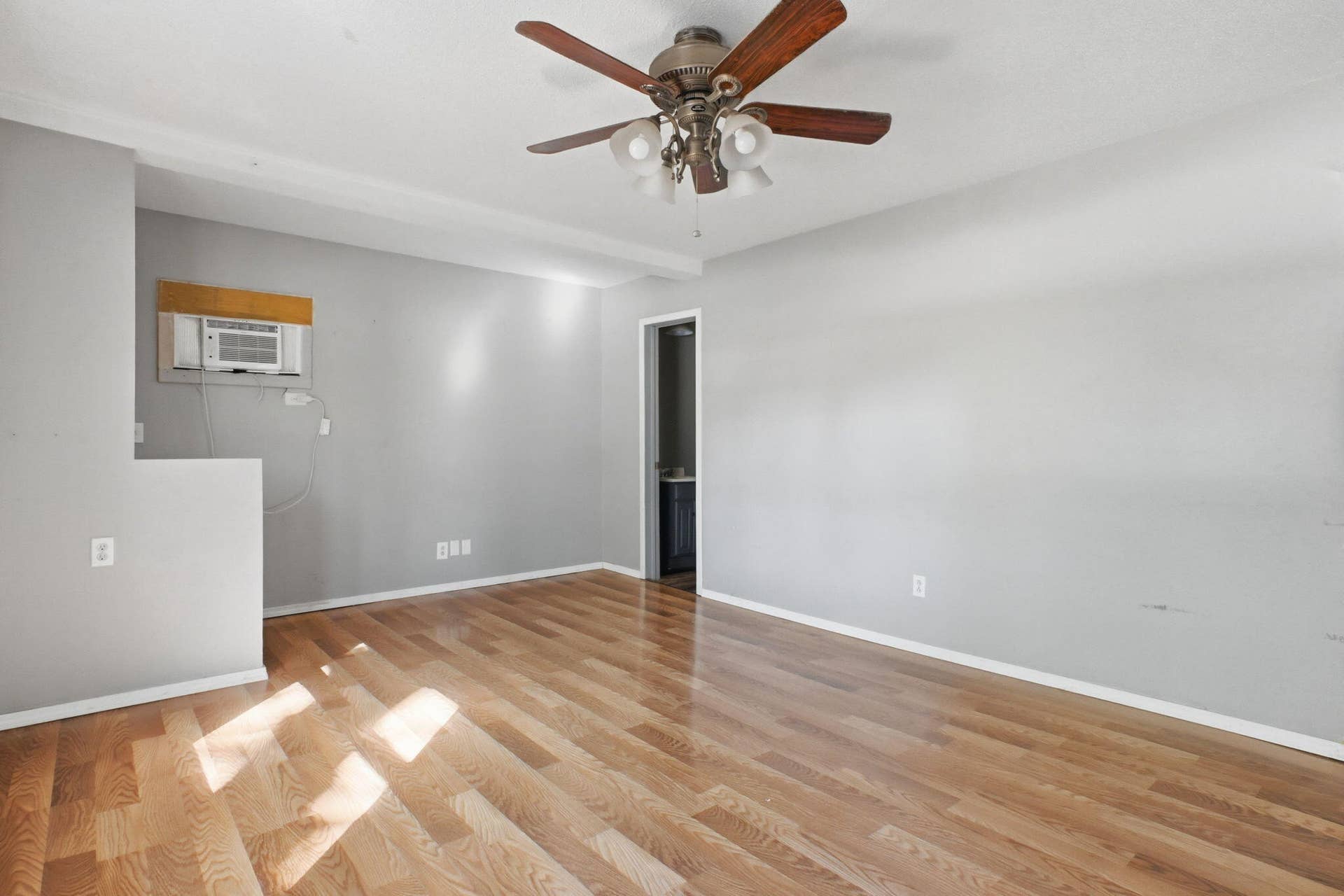 1405 W Benton Street, Buffalo, MO 65622 14-web-or-mls-VisualWorks_Design_LLC_003