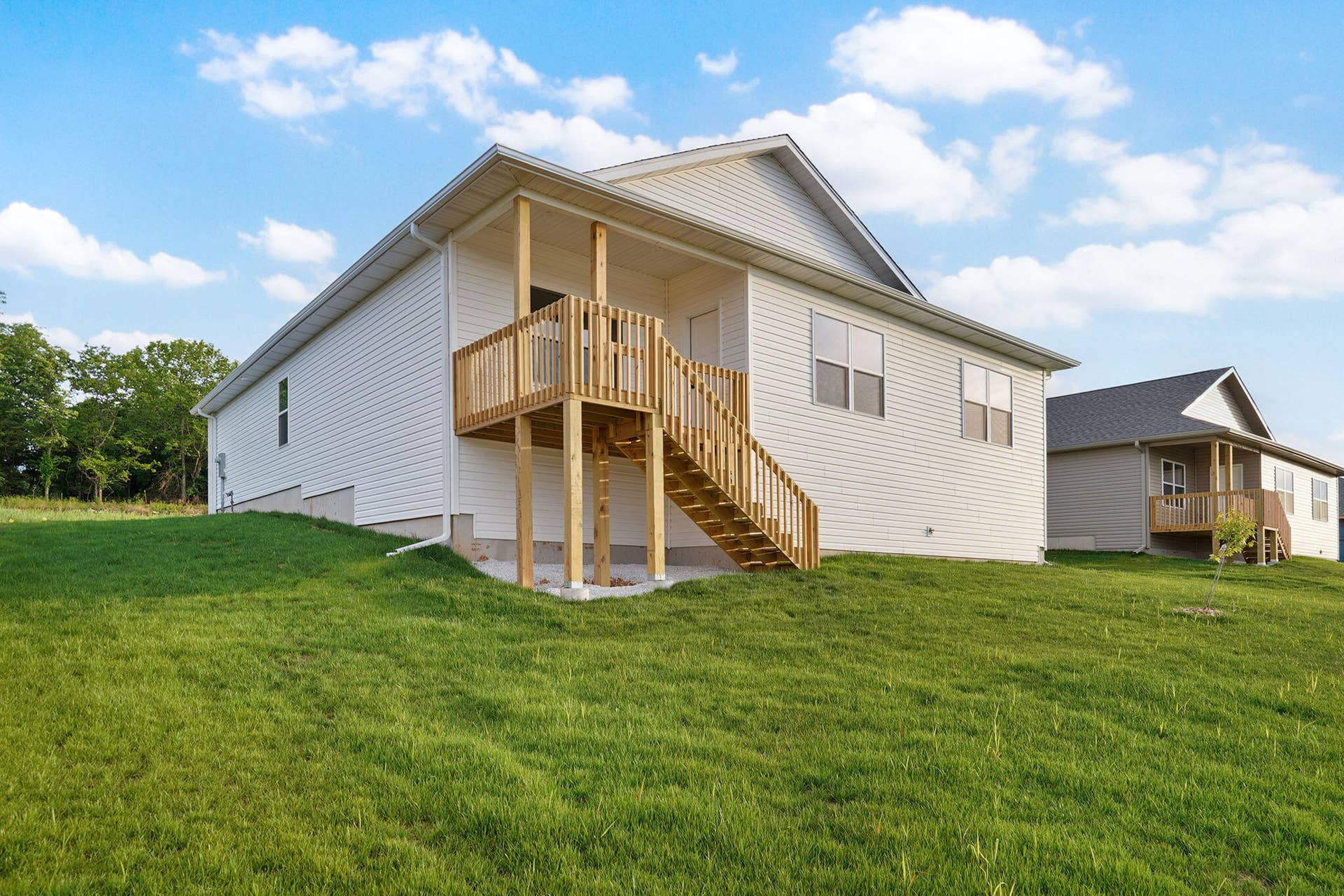 1003 W Jay St-29