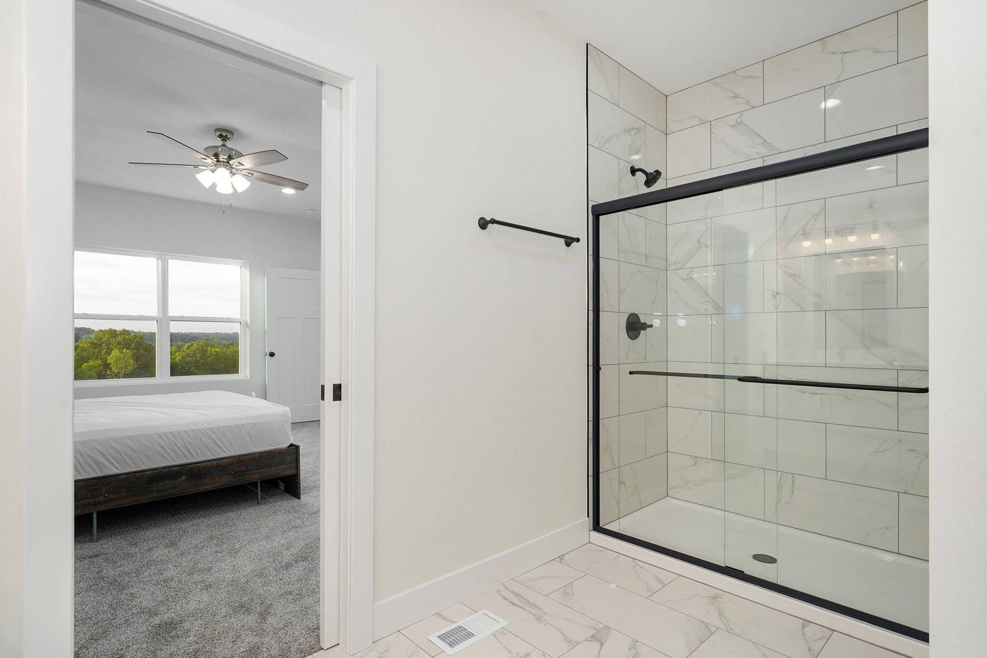 1003 W Jay St-20