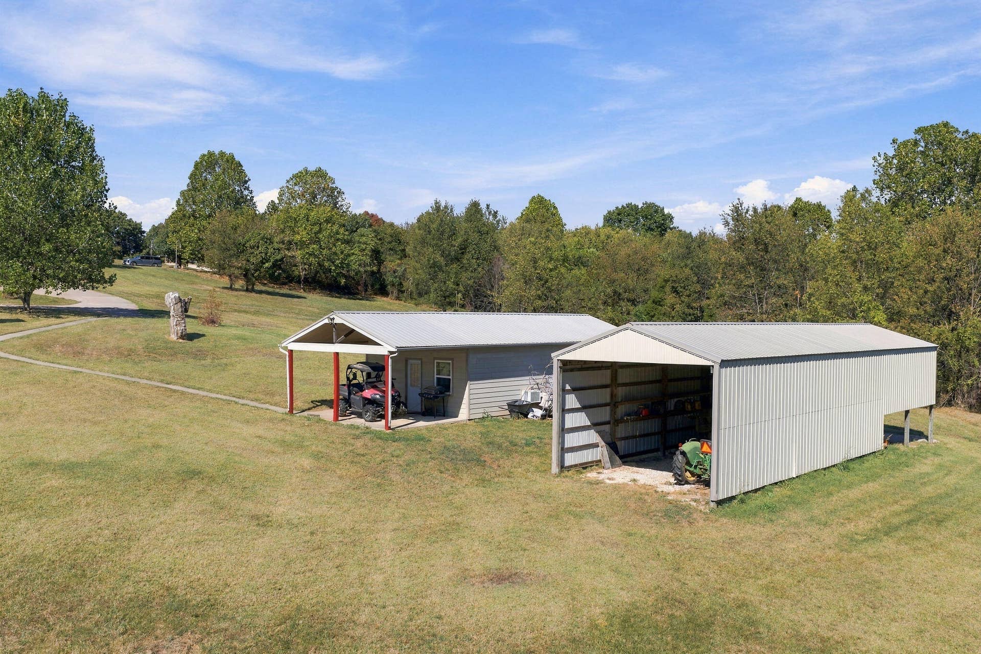 RV Barn & shop w/ office