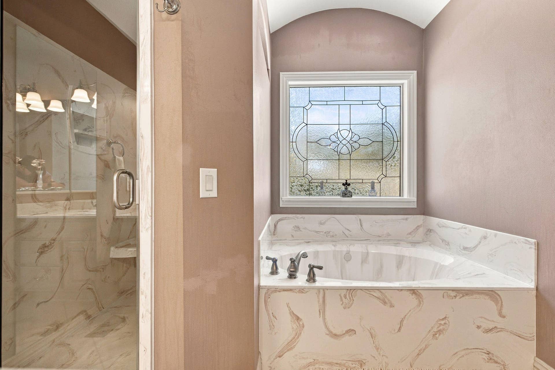 Primary Tub & Shower